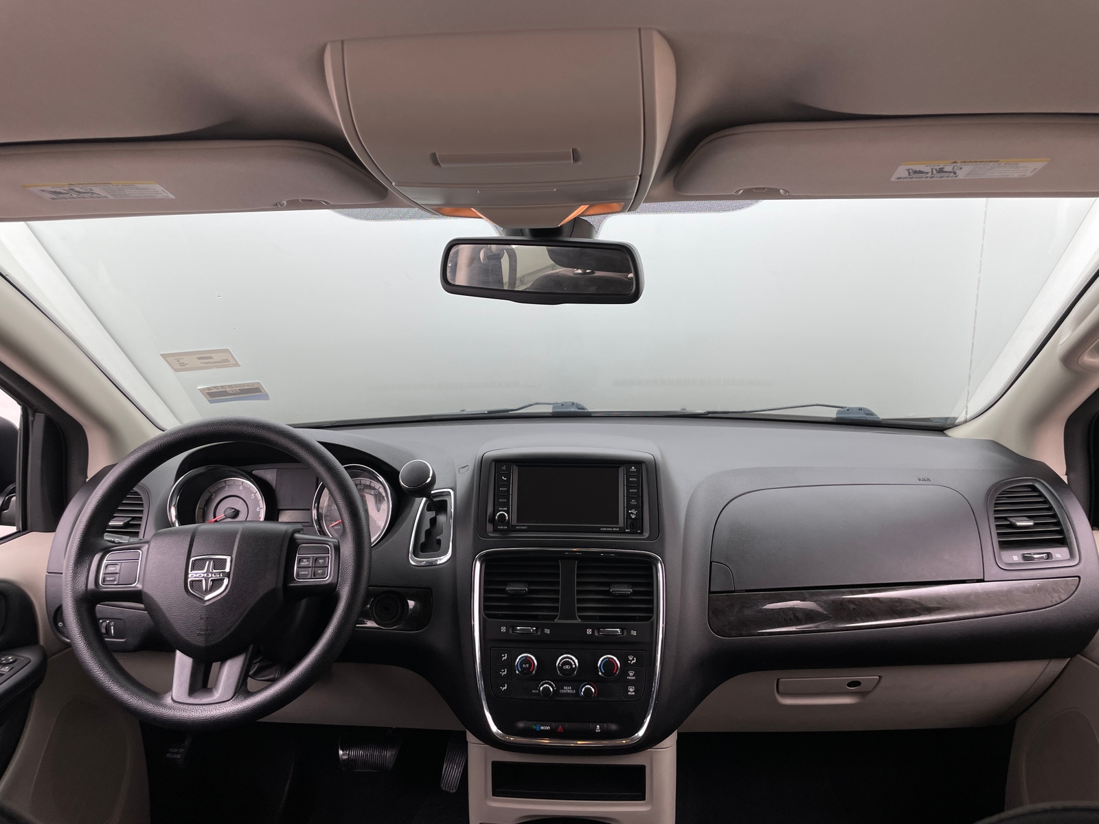 Thumbnail: 2019 Dodge Grand Caravan - 3