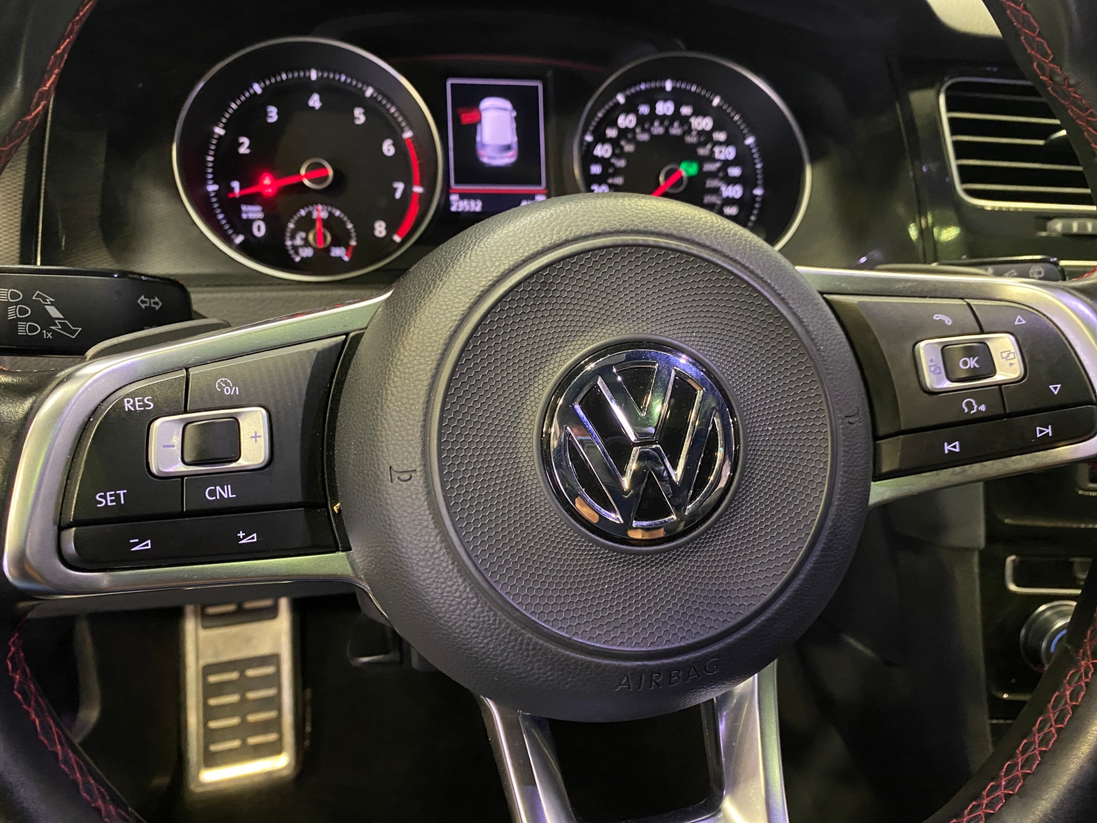 Thumbnail: 2017 Volkswagen Golf - 5