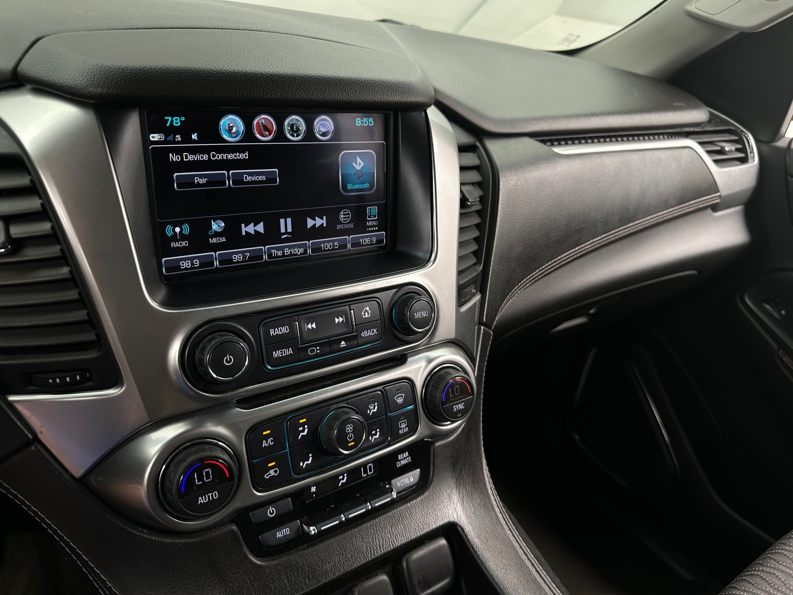 Thumbnail: 2017 Chevrolet Suburban - 4