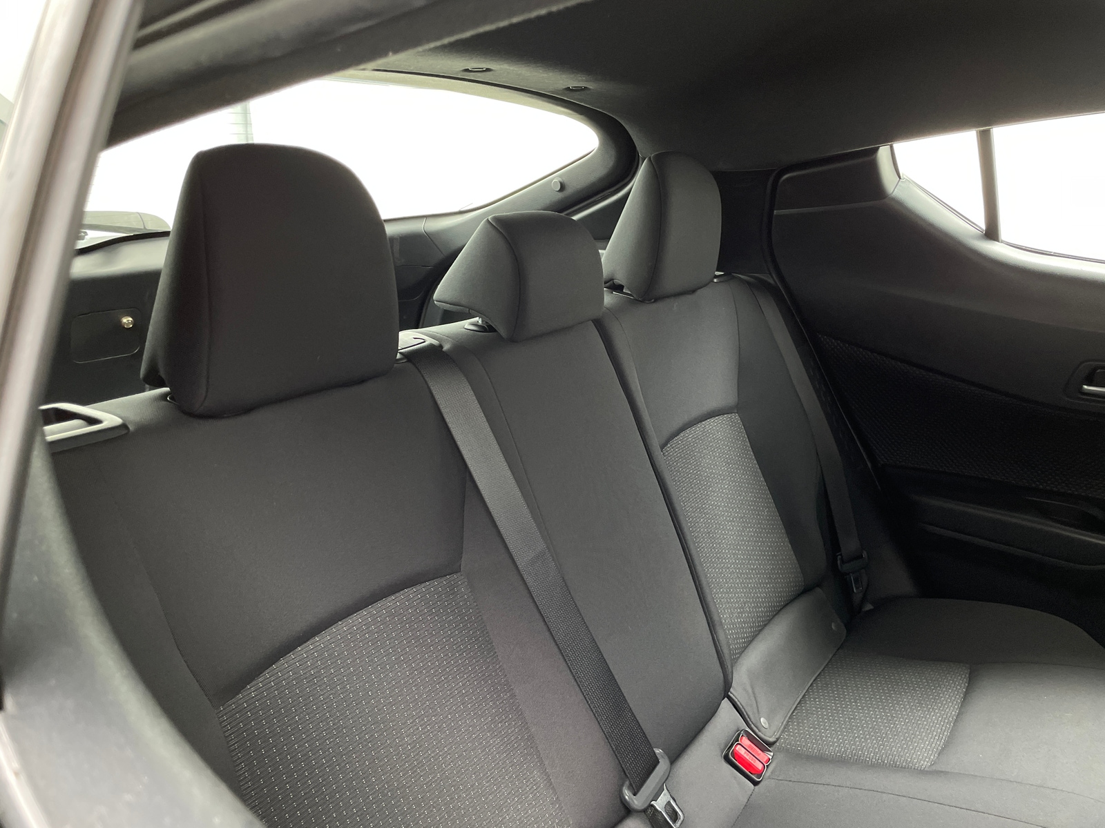 Thumbnail: 2018 Toyota C-HR - 6
