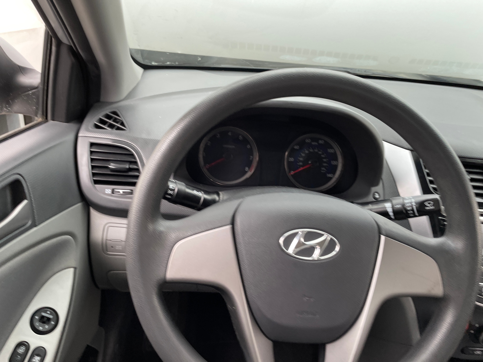 Thumbnail: 2016 Hyundai Accent - 5