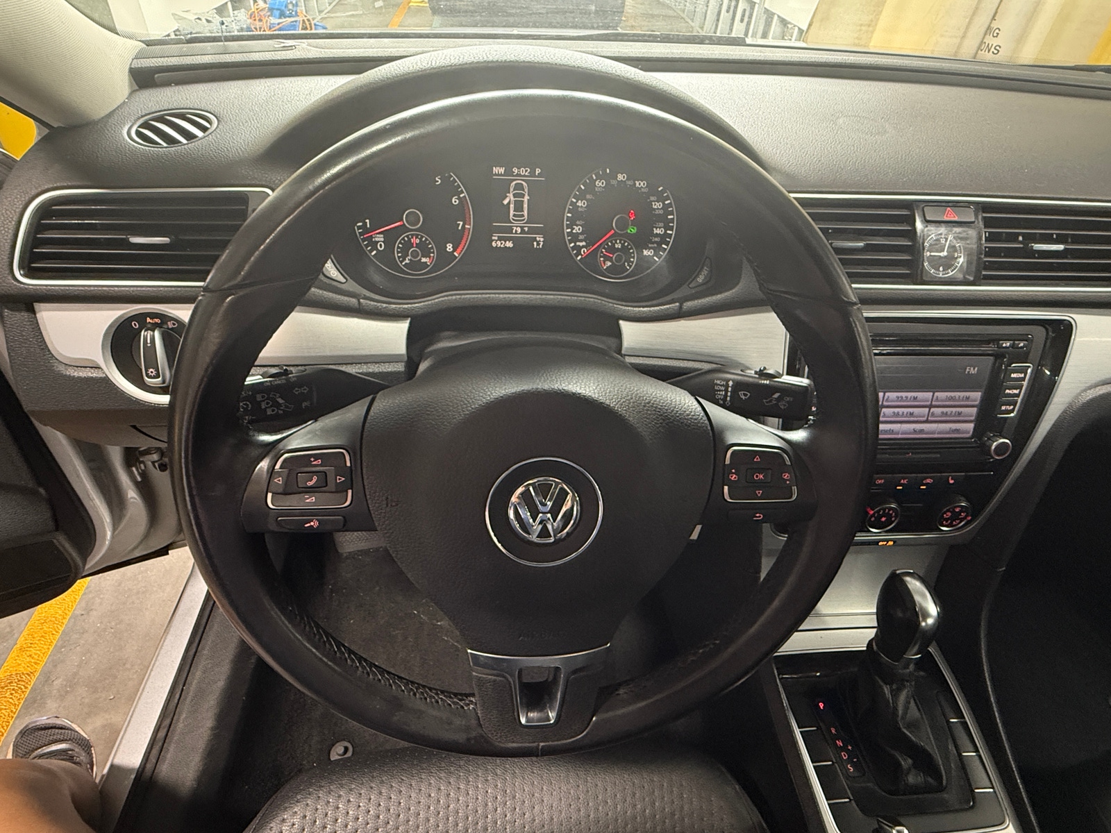 Thumbnail: 2013 Volkswagen Passat - 4