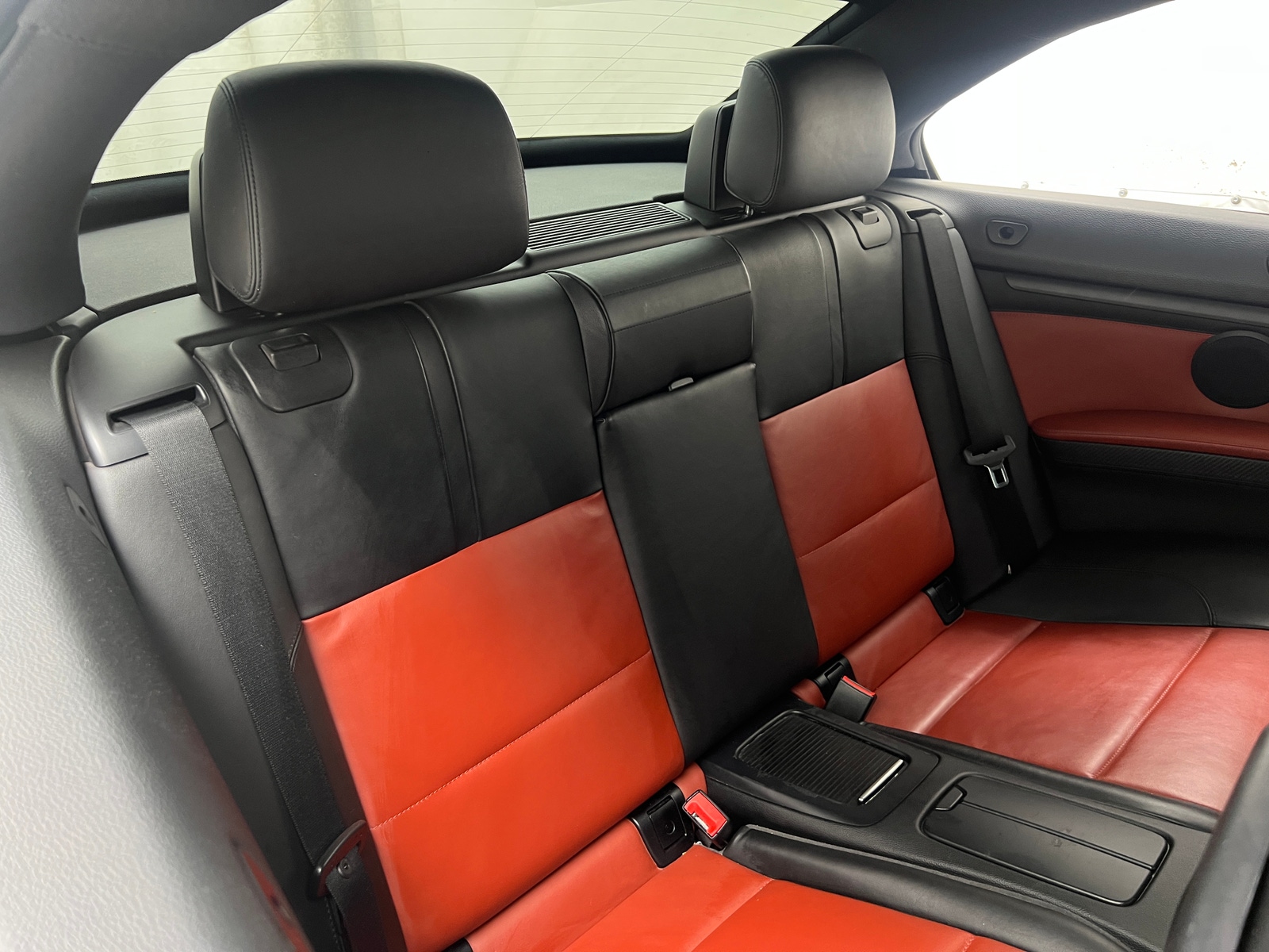 Thumbnail: 2011 BMW M3 - 5