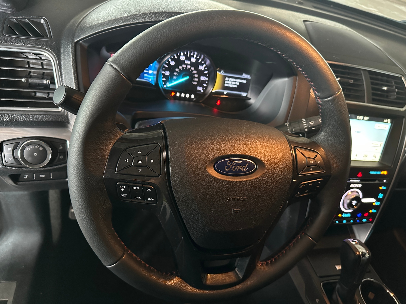 Thumbnail: 2017 Ford Explorer - 4