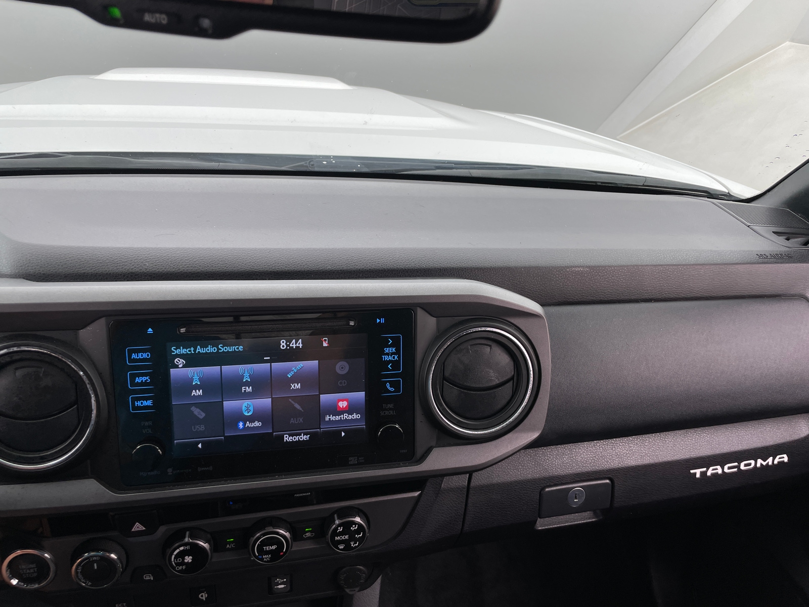 Thumbnail: 2017 Toyota Tacoma - 4