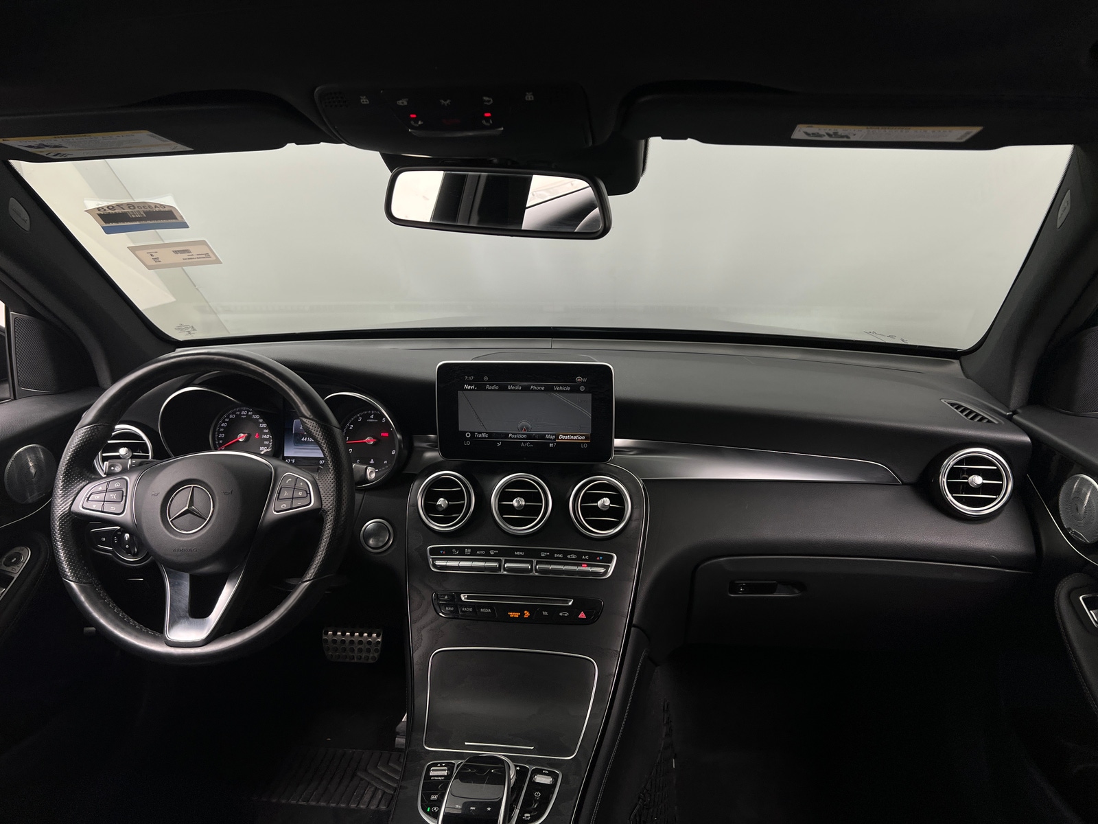 Thumbnail: 2018 Mercedes-Benz GLC - 2
