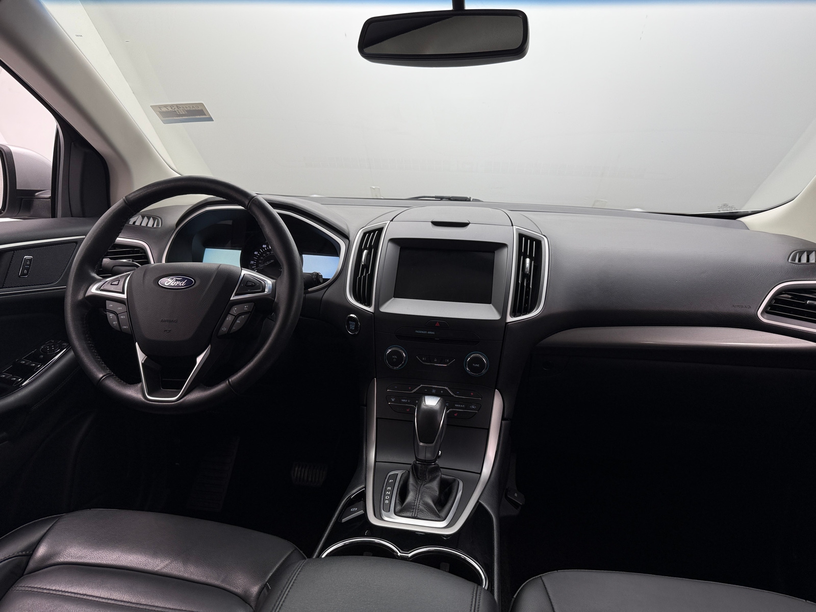 Thumbnail: 2017 Ford Edge - 3