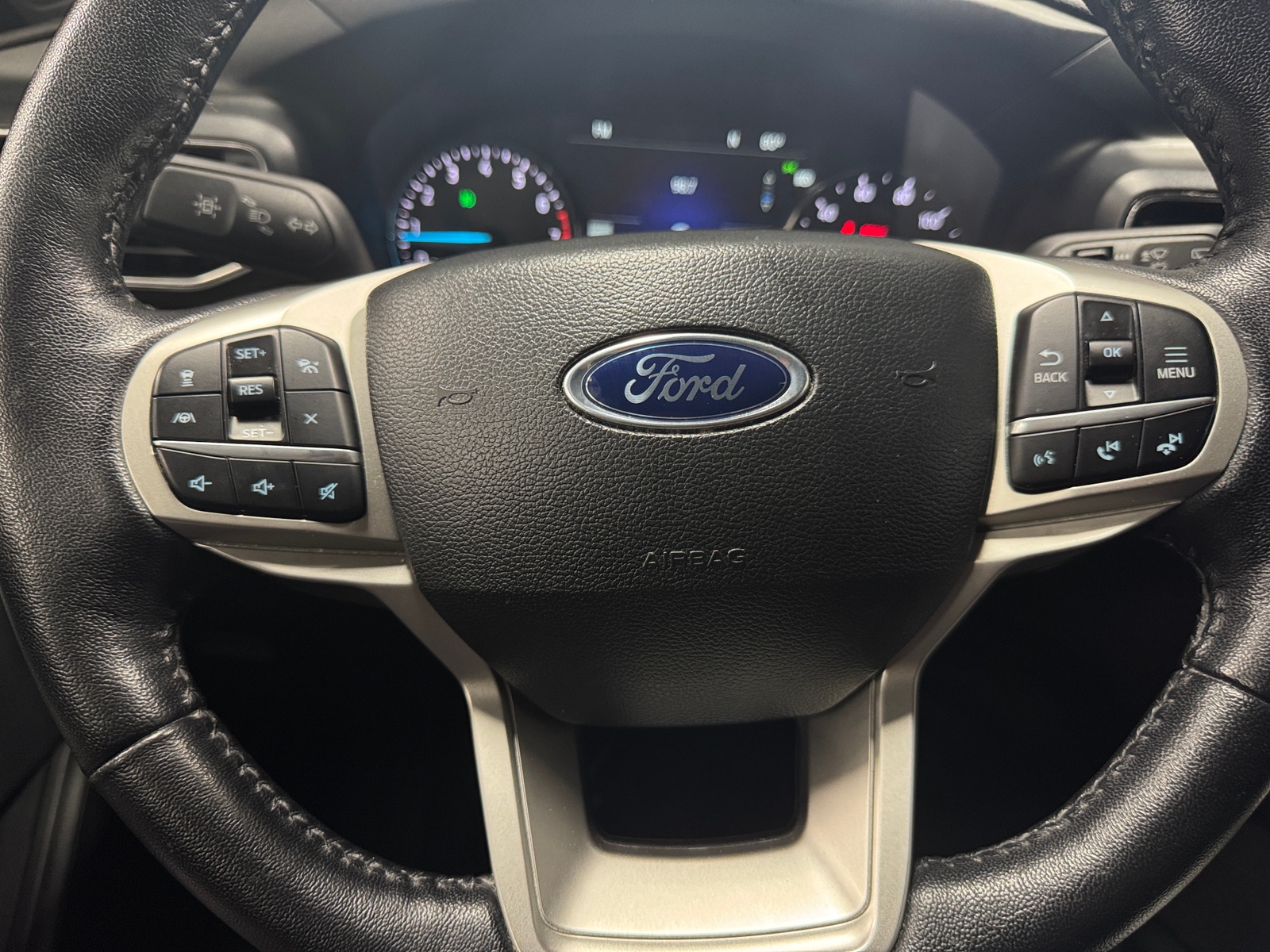 Thumbnail: 2022 Ford Explorer - 5