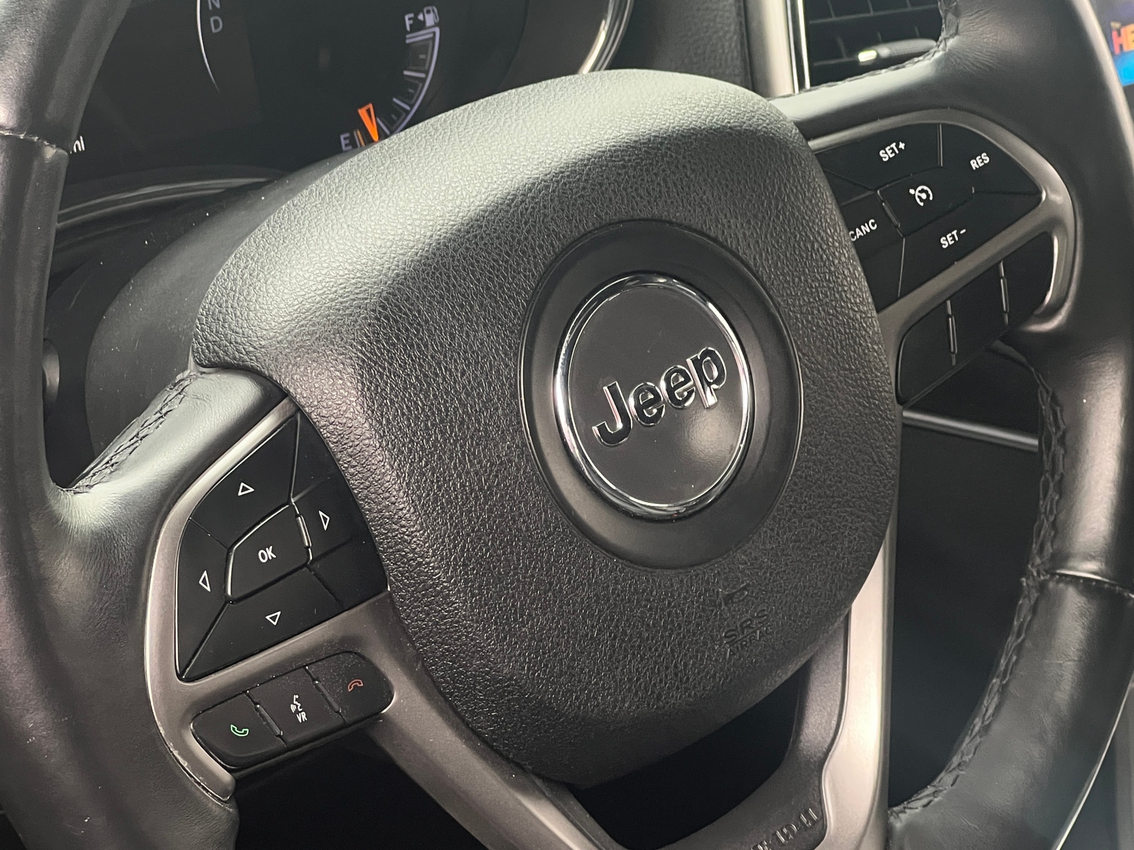 Thumbnail: 2018 Jeep Grand Cherokee - 4