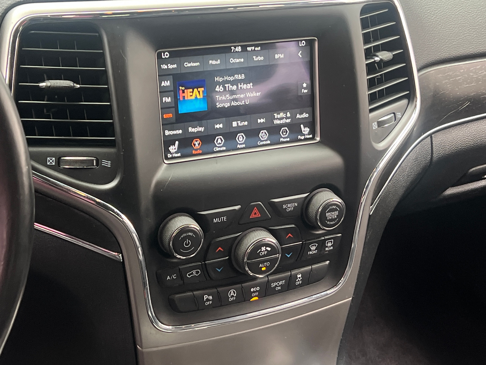Thumbnail: 2018 Jeep Grand Cherokee - 3