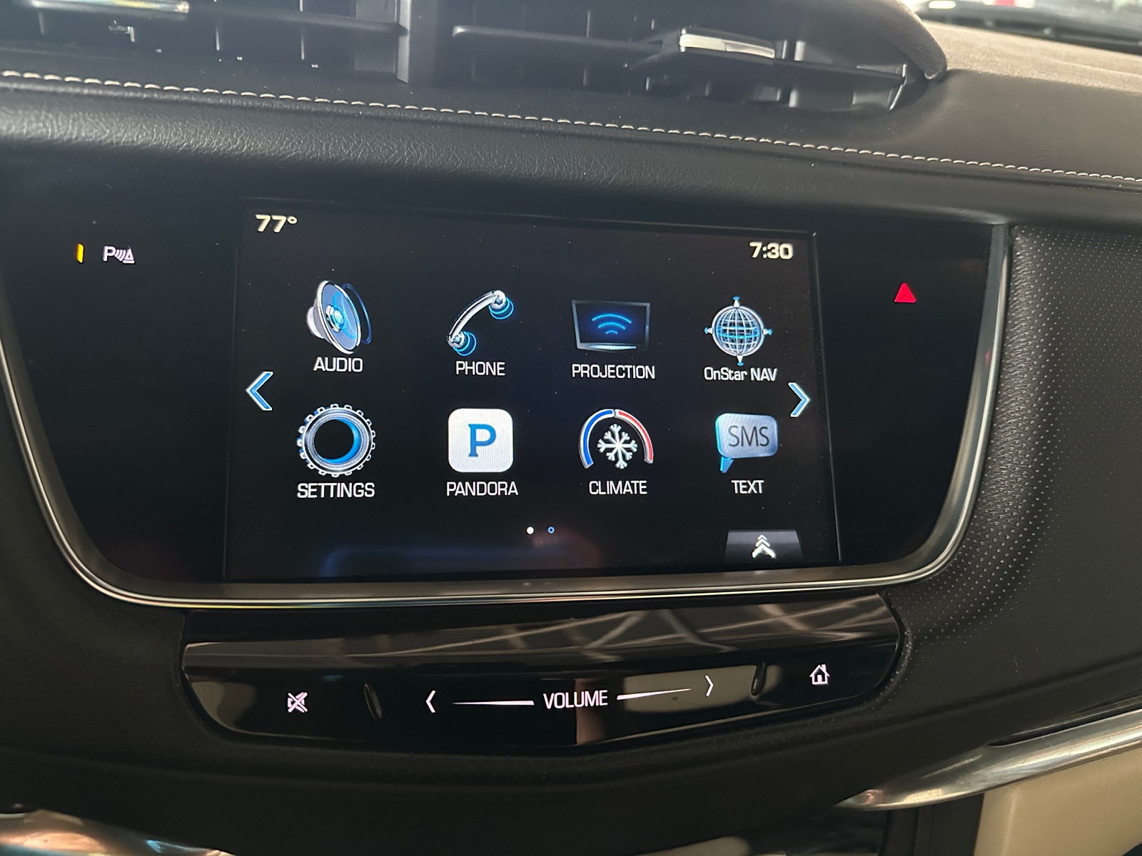 Thumbnail: 2017 Cadillac XT5 - 3