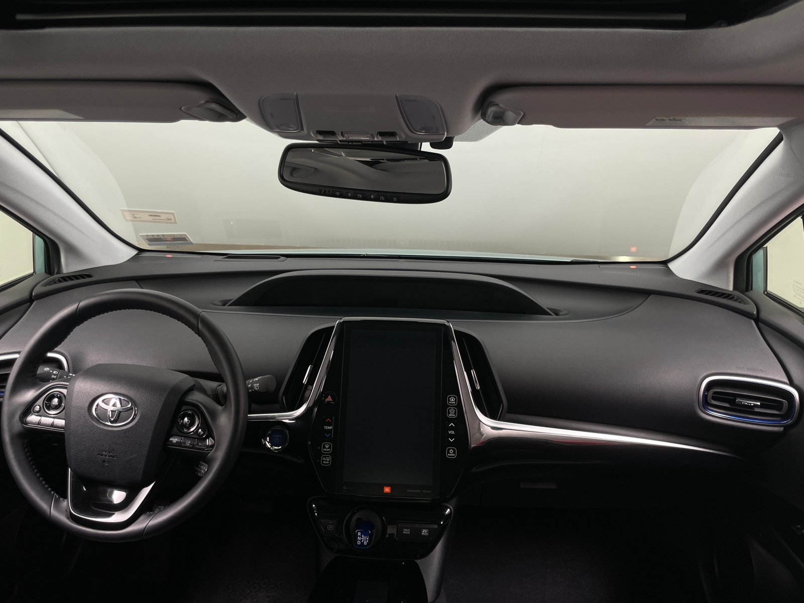 Thumbnail: 2022 Toyota Prius - 2