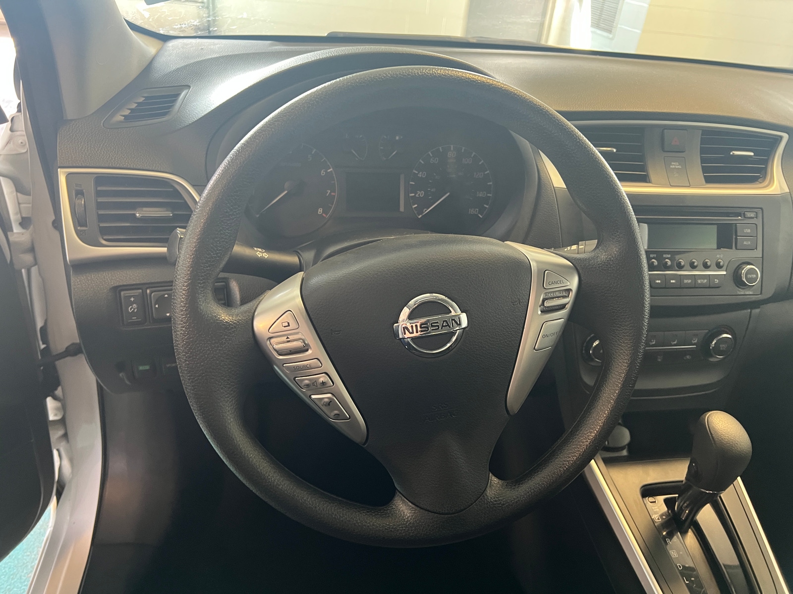 Thumbnail: 2017 Nissan Sentra - 5