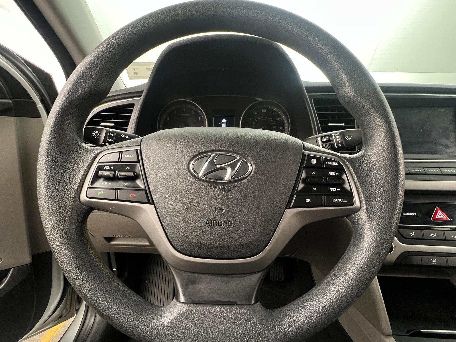 Thumbnail: 2018 Hyundai Elantra - 5