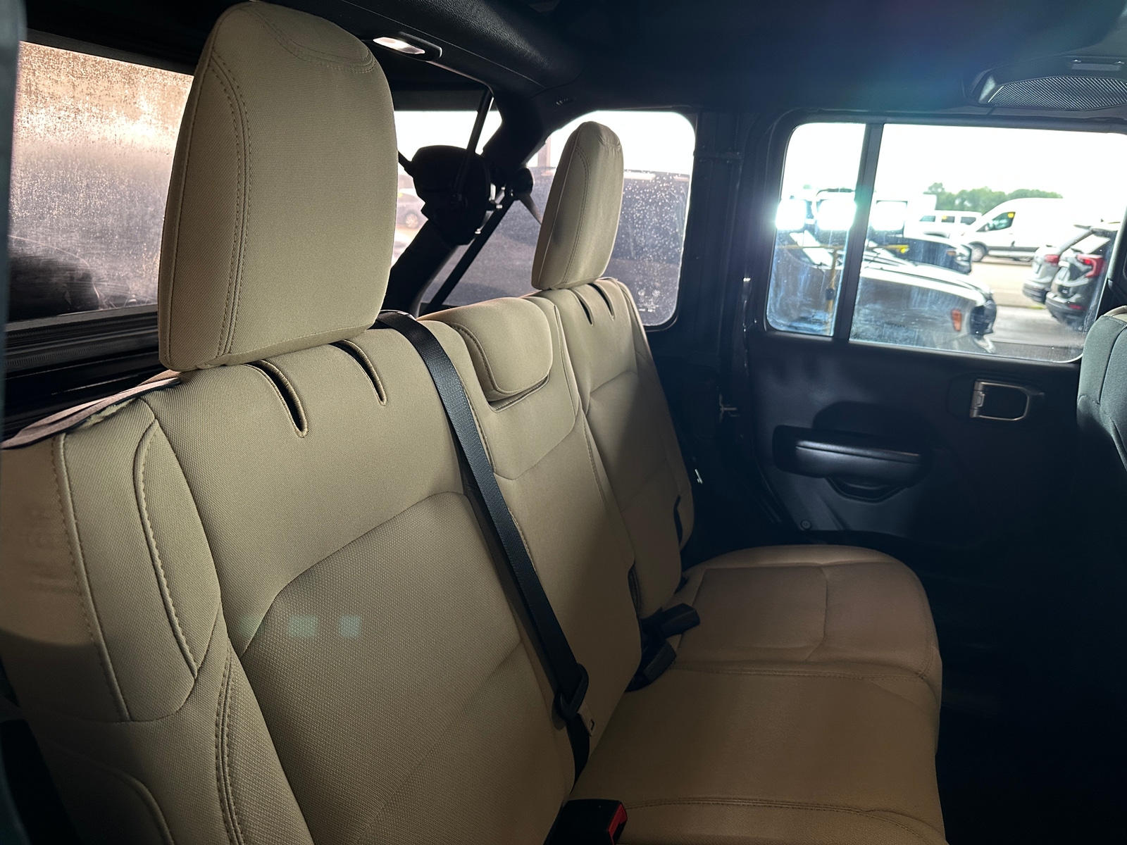 Thumbnail: 2020 Jeep Wrangler - 6