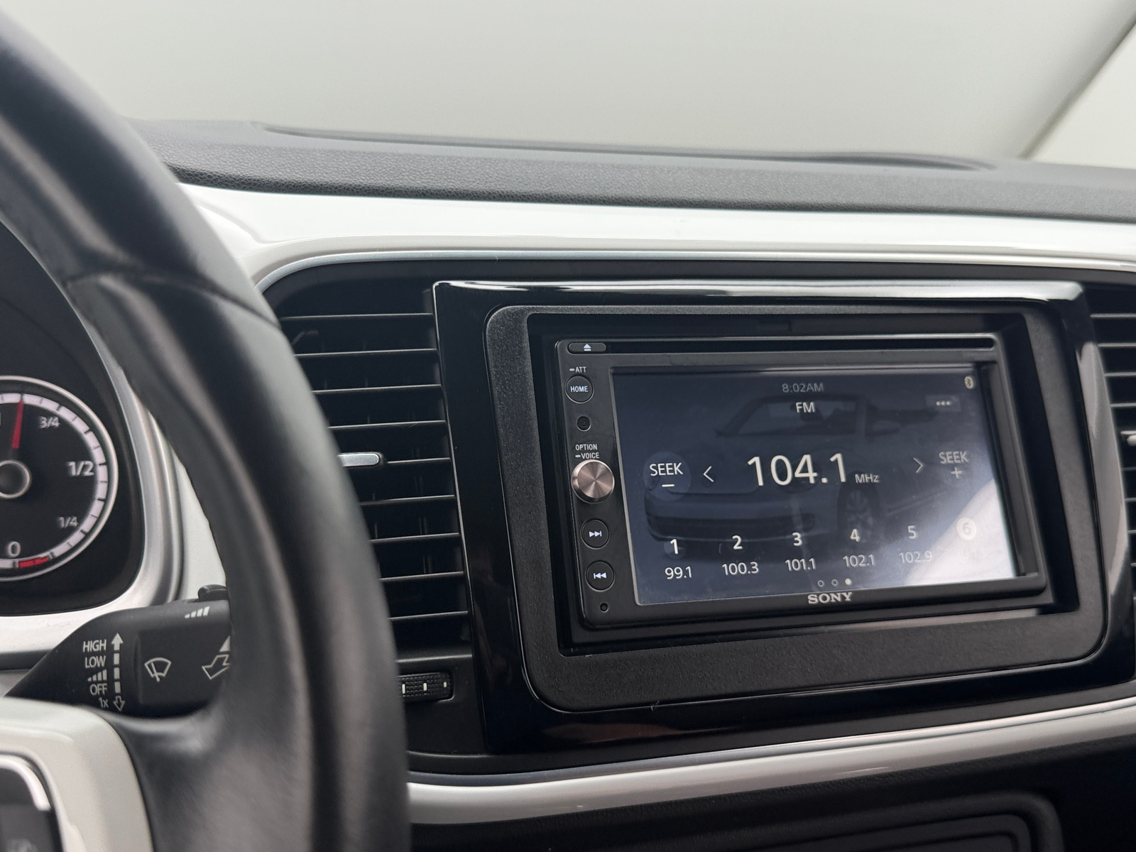 Thumbnail: 2014 Volkswagen Beetle - 3