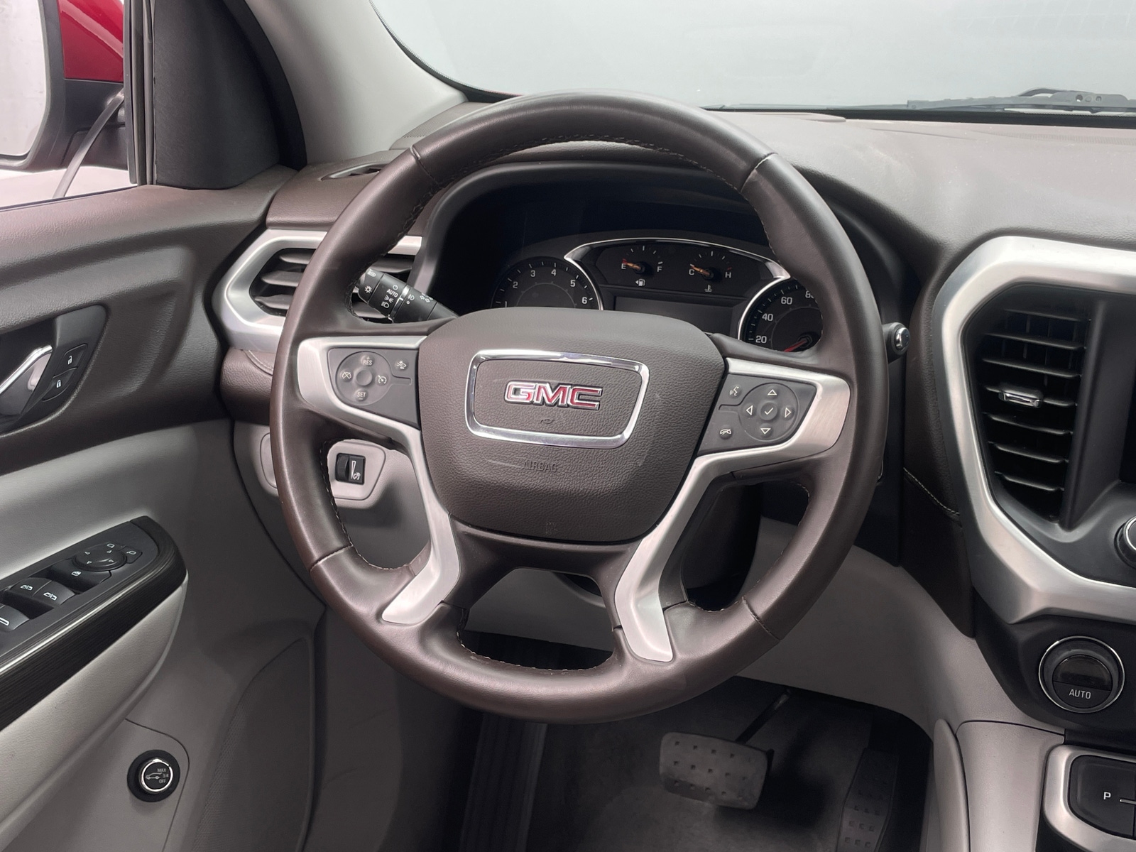 Thumbnail: 2023 GMC Acadia - 4
