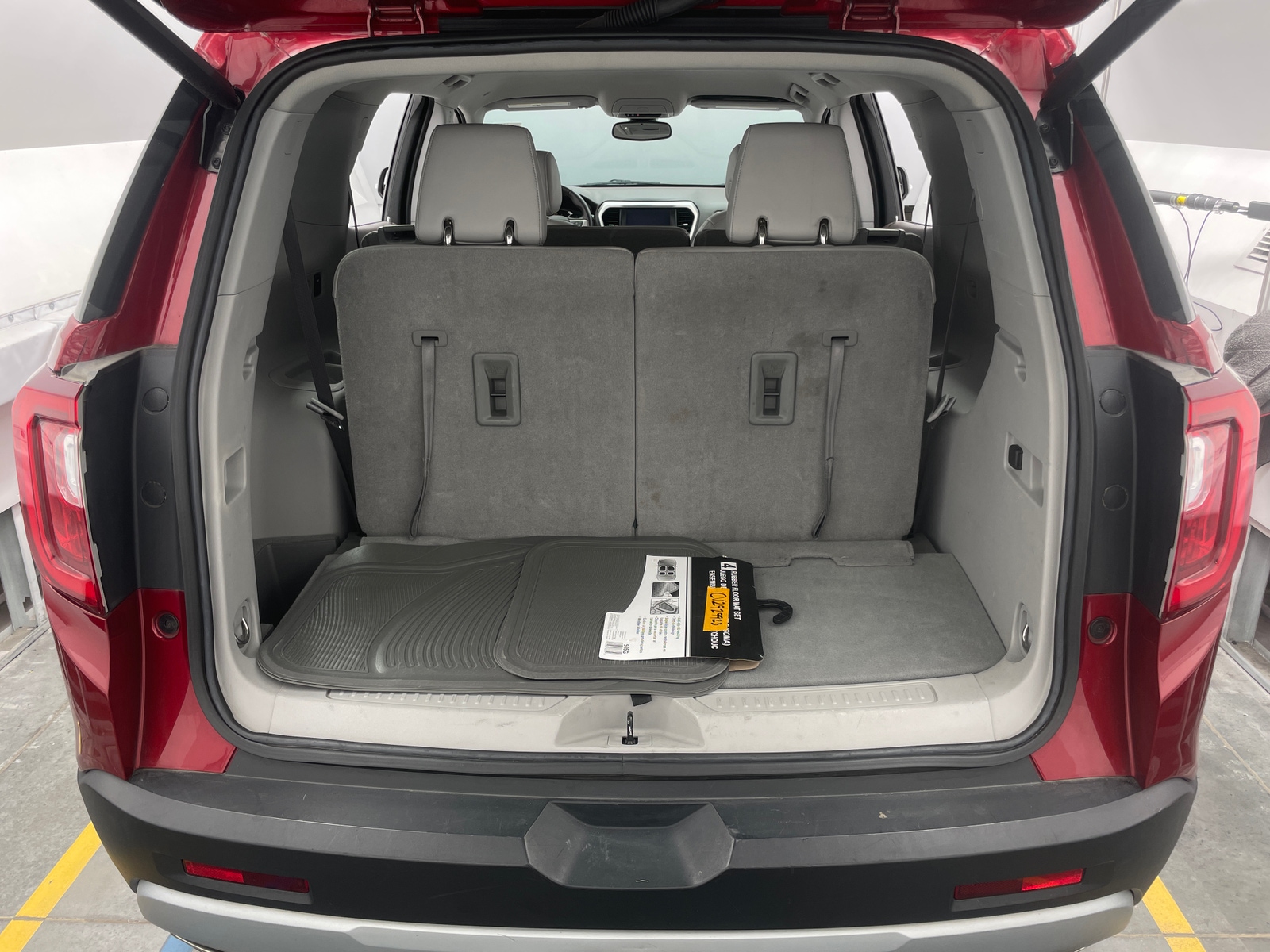 Thumbnail: 2023 GMC Acadia - 6