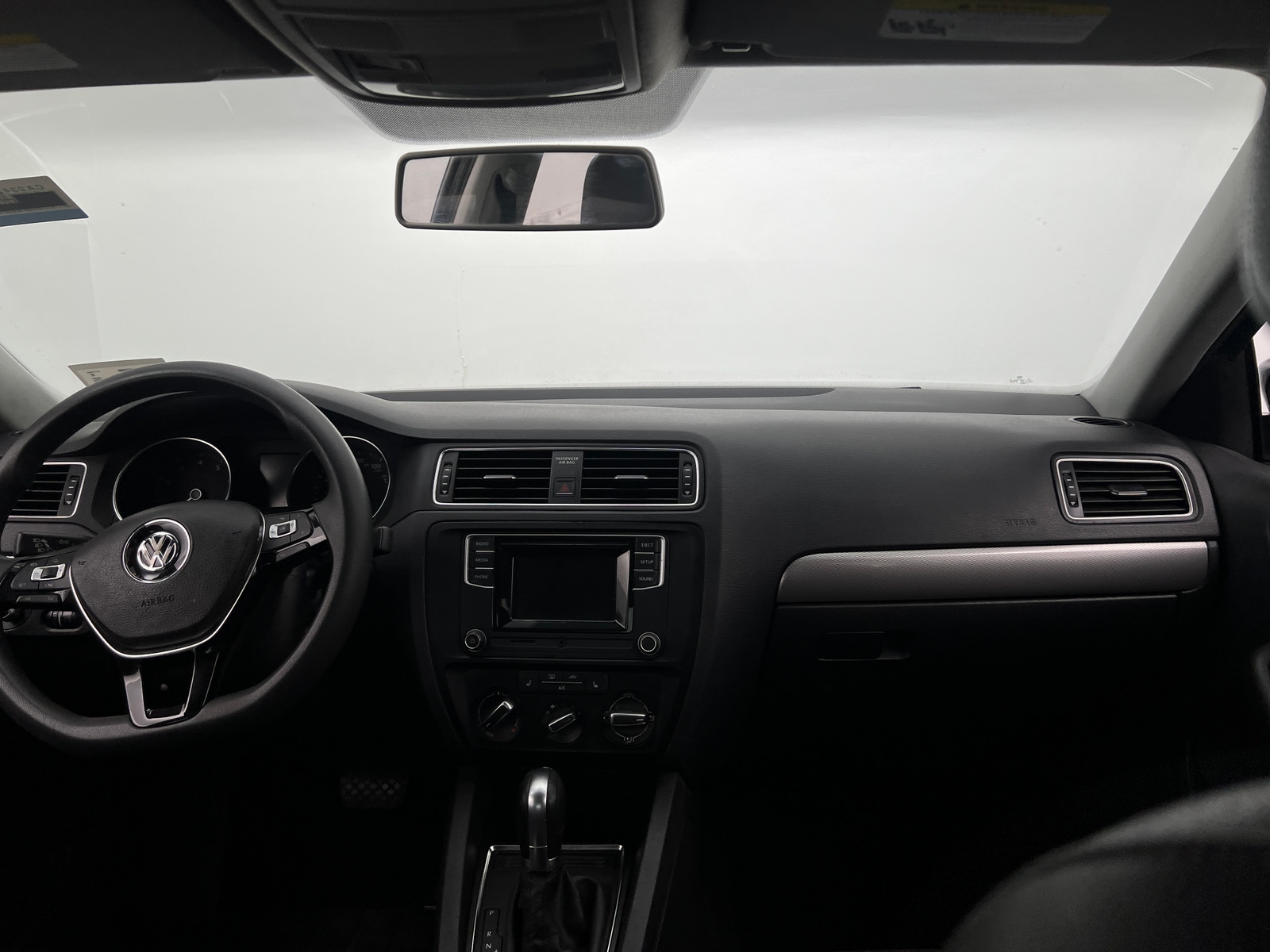 Thumbnail: 2018 Volkswagen Jetta - 2
