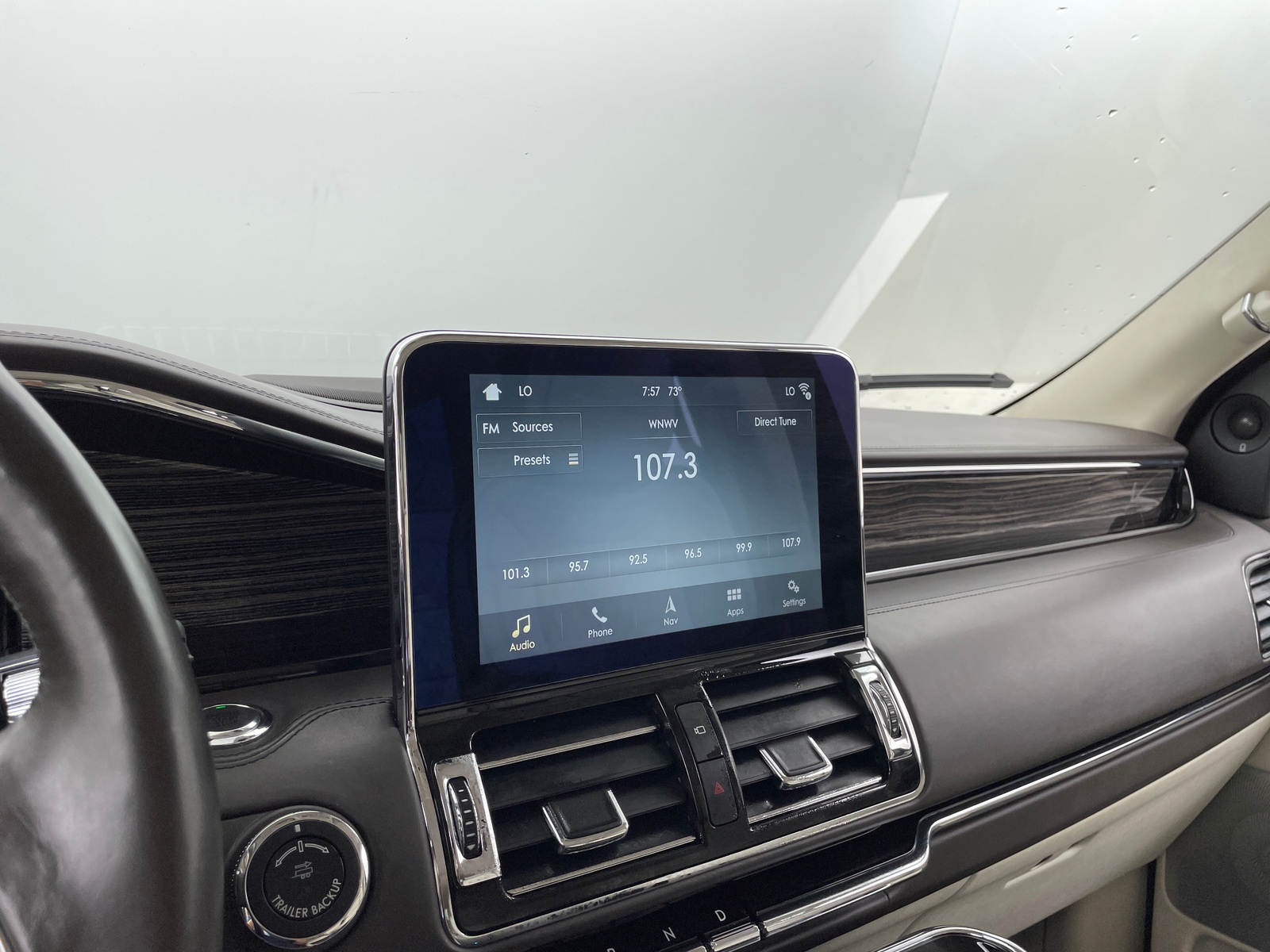 Thumbnail: 2018 Lincoln Navigator - 3