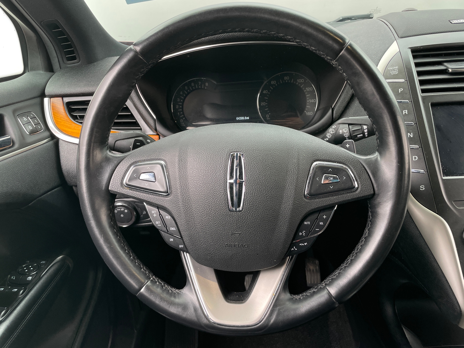 Thumbnail: 2019 Lincoln MKC - 4