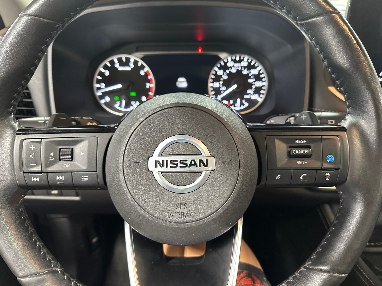 Thumbnail: 2021 Nissan Rogue - 4