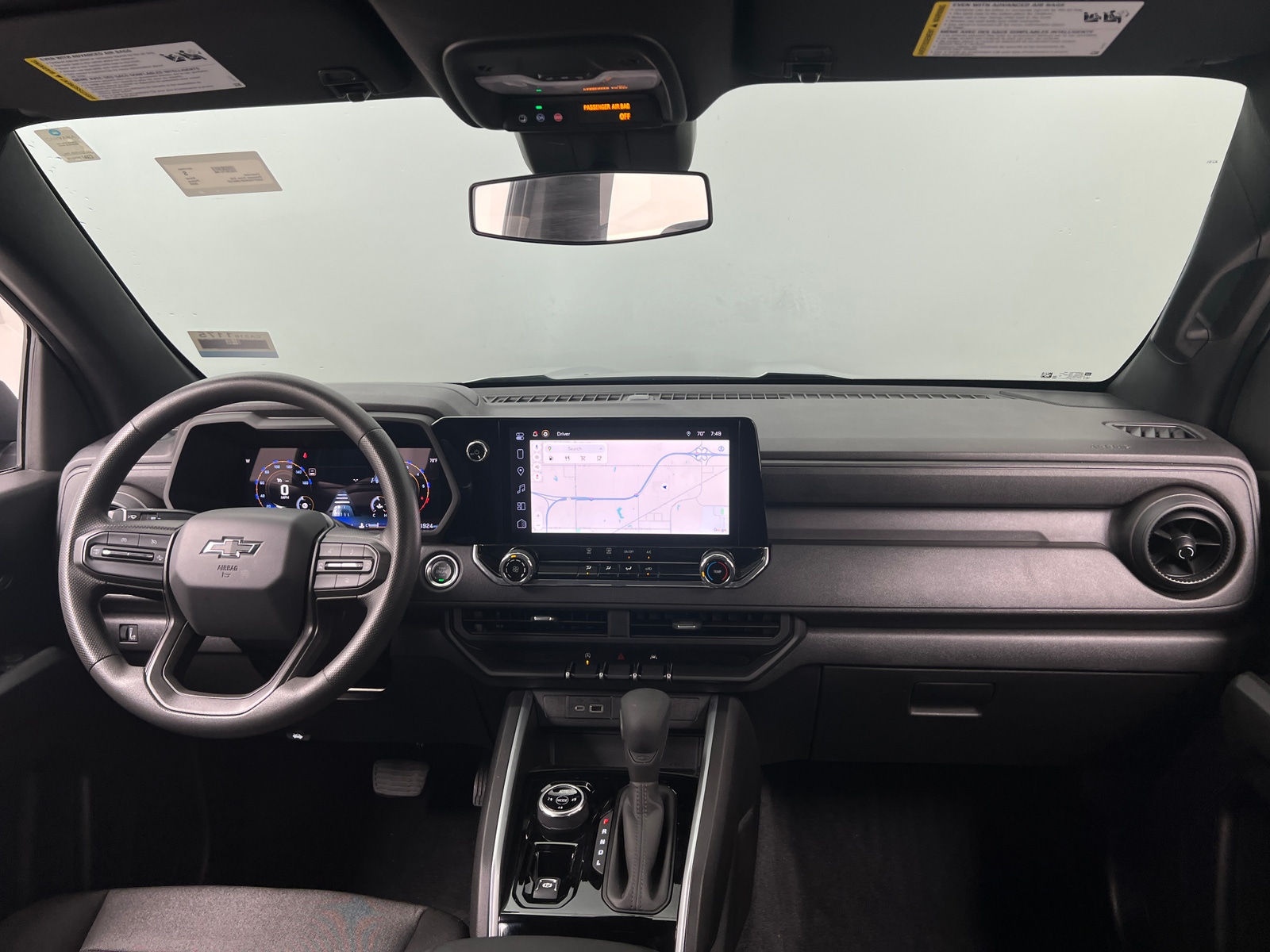 Thumbnail: 2024 Chevrolet Colorado - 3