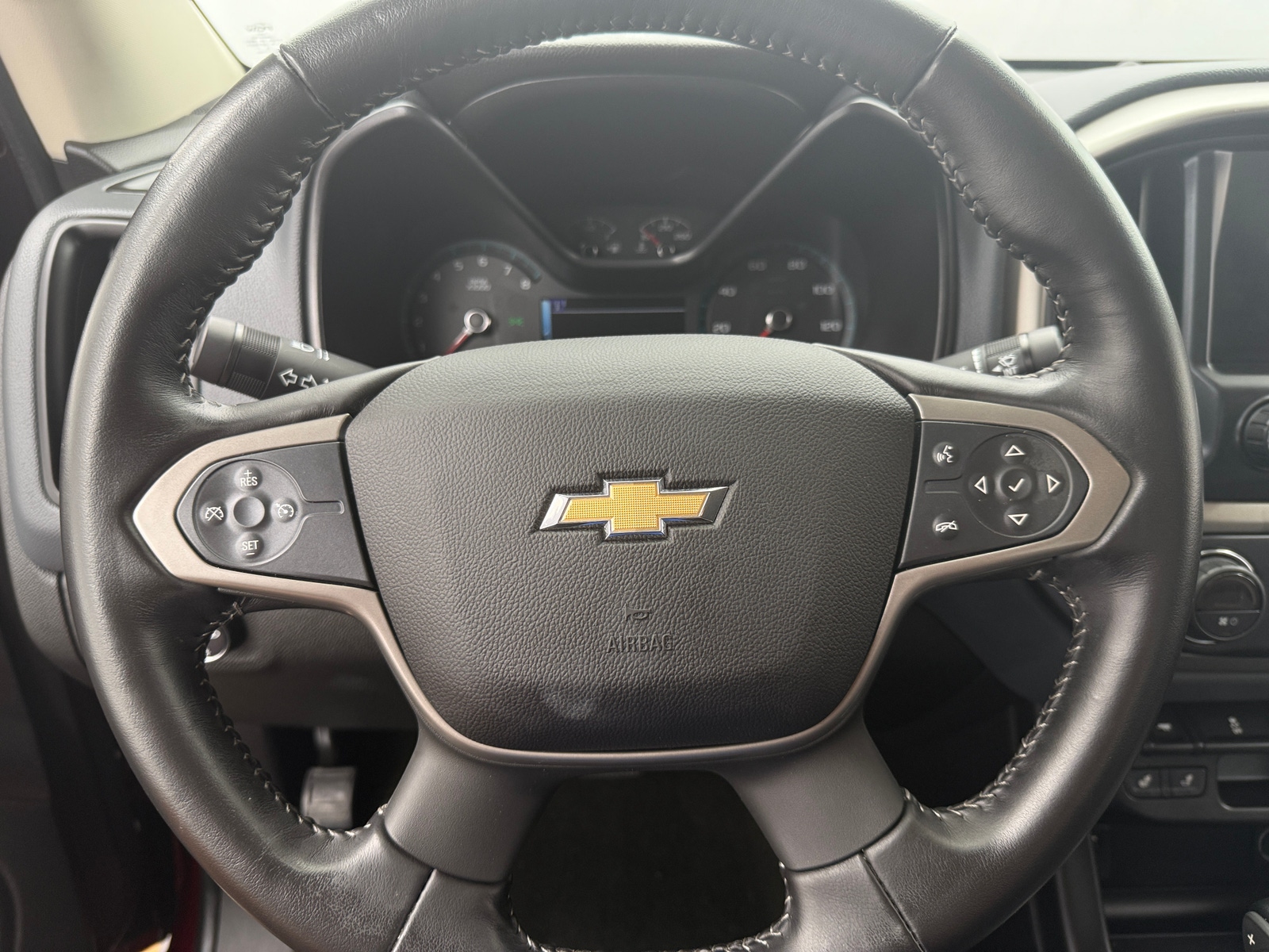 Thumbnail: 2017 Chevrolet Colorado - 4