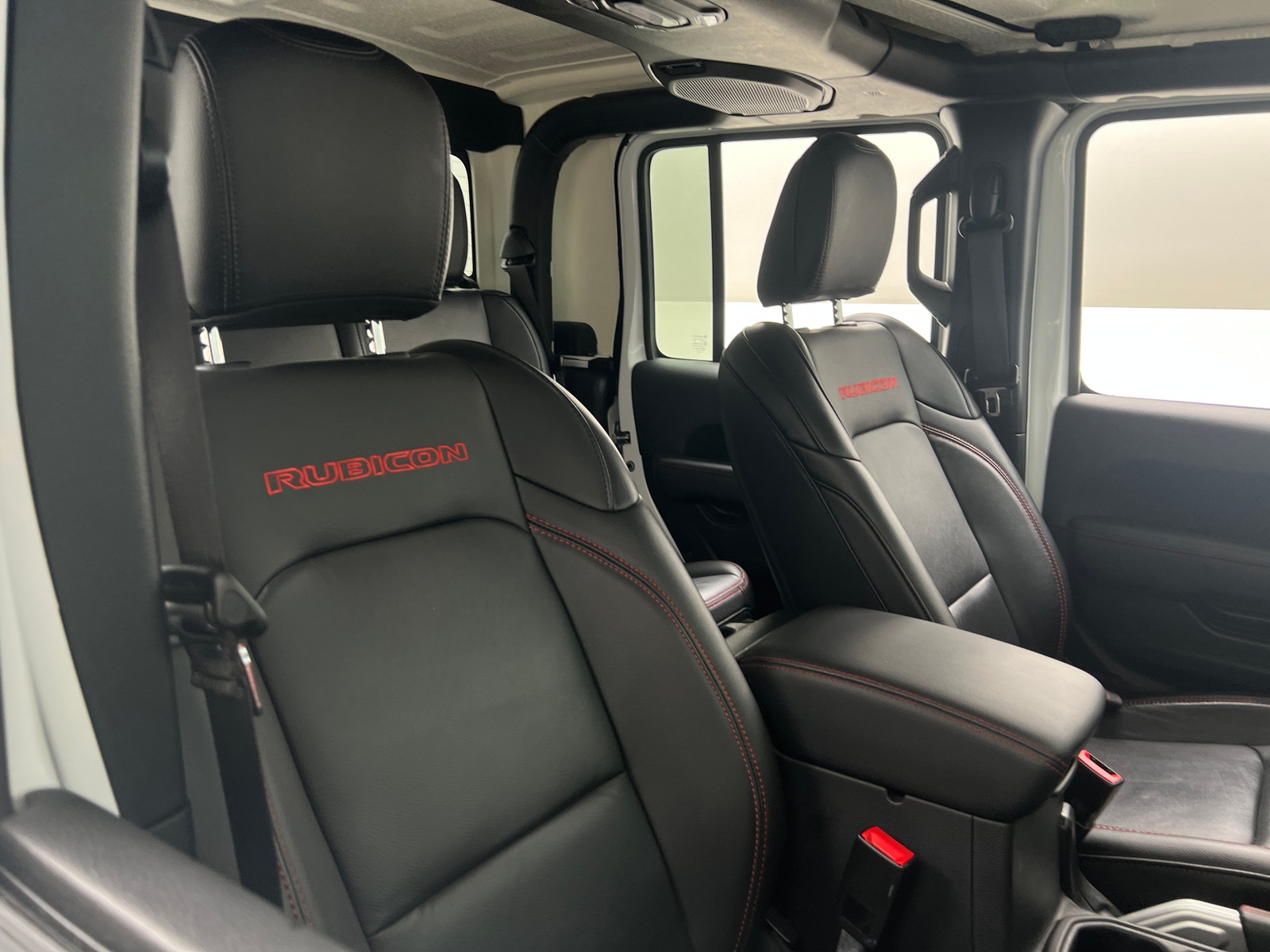 Thumbnail: 2020 Jeep Gladiator - 2