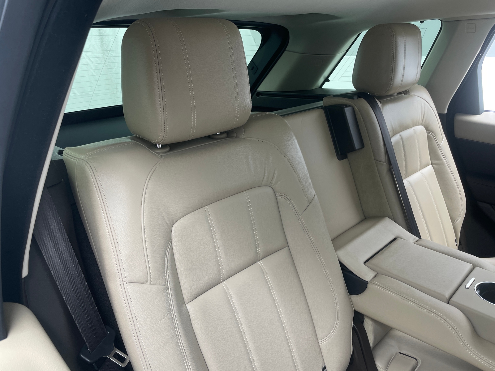 Thumbnail: 2021 Land Rover Range Rover Sport - 5