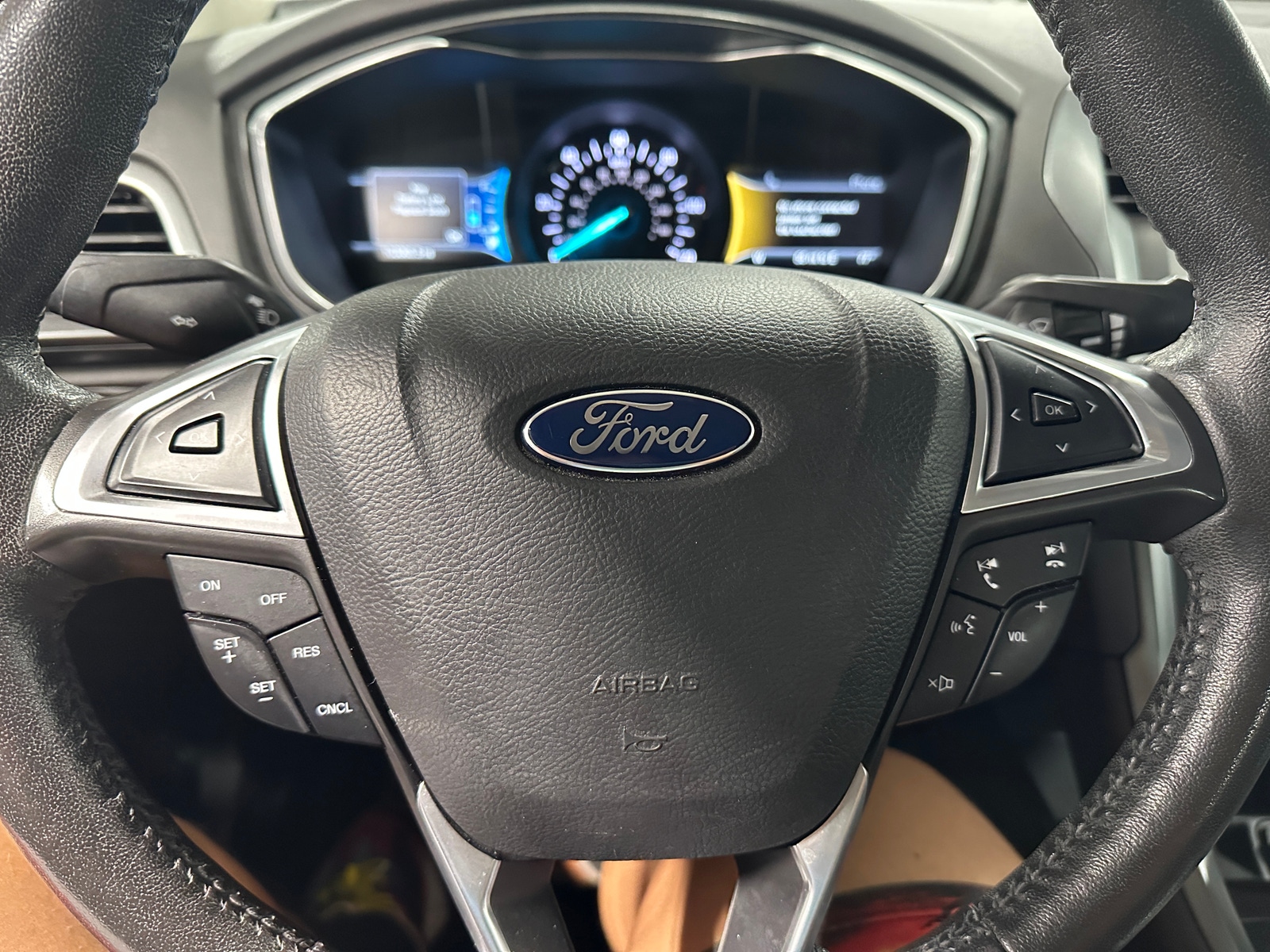 Thumbnail: 2015 Ford Fusion - 4