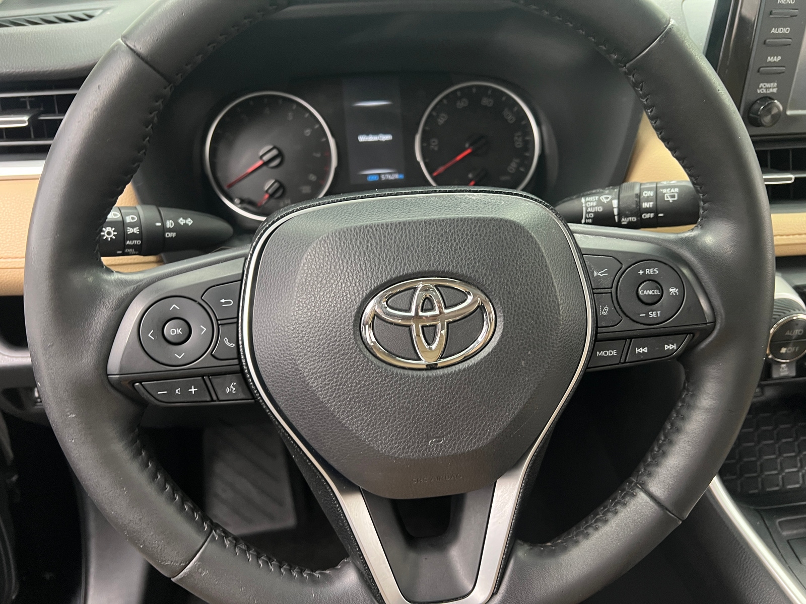 Thumbnail: 2019 Toyota RAV4 - 4