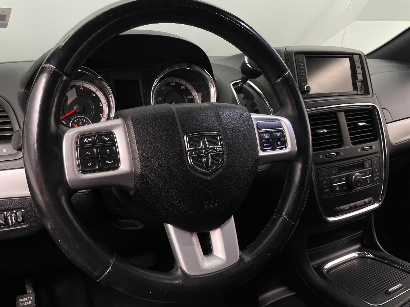Thumbnail: 2019 Dodge Grand Caravan - 4