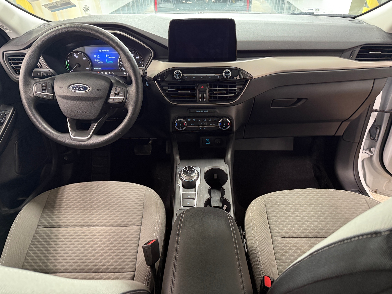 Thumbnail: 2022 Ford Escape - 3