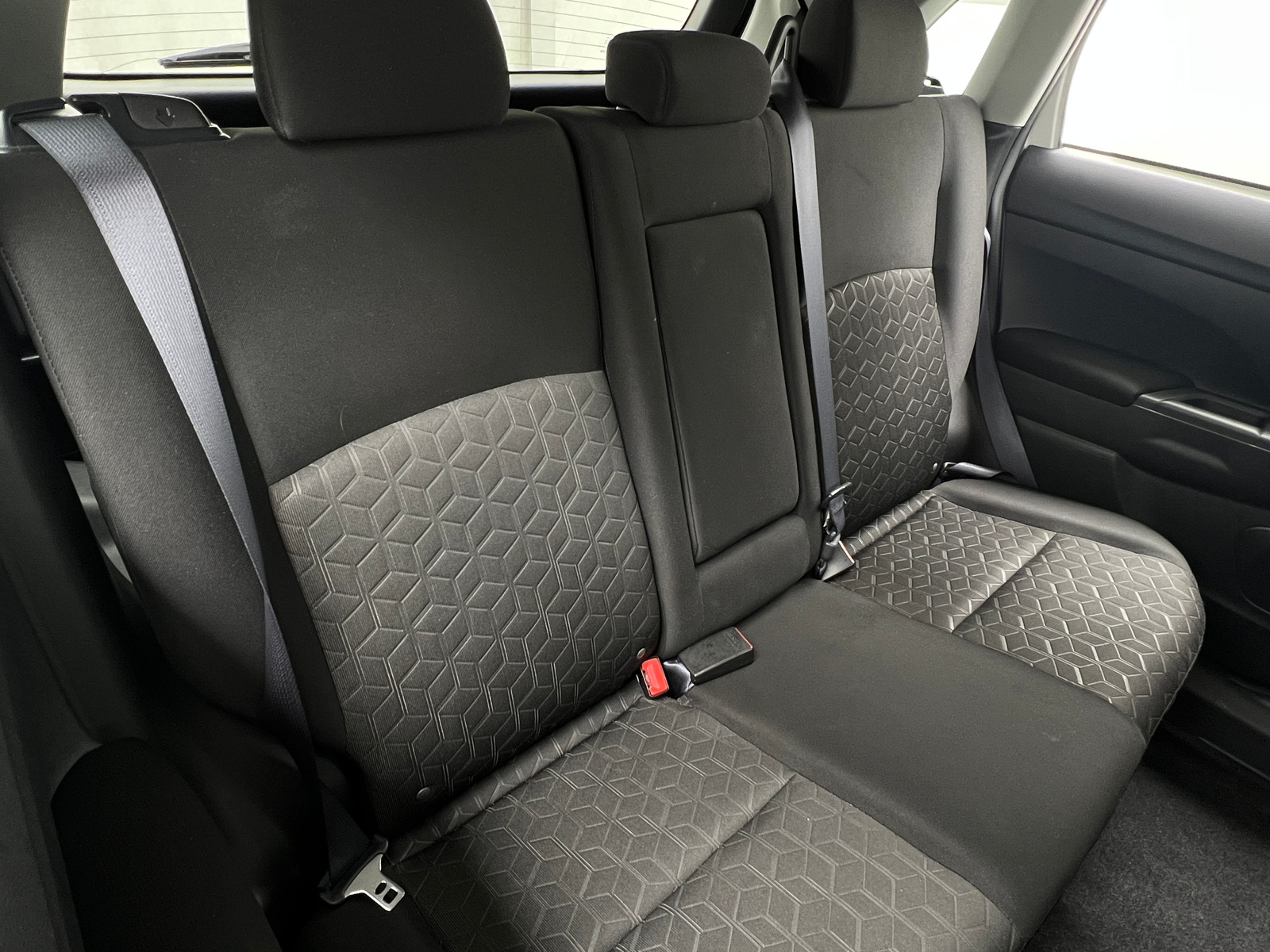 Thumbnail: 2020 Mitsubishi Outlander Sport - 6