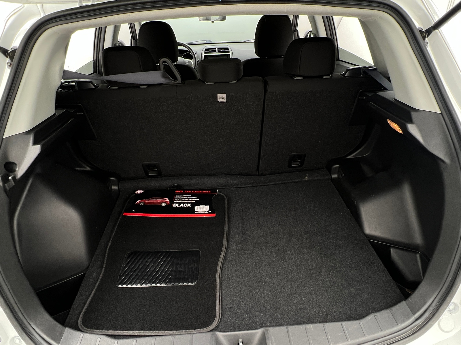 Thumbnail: 2020 Mitsubishi Outlander Sport - 7