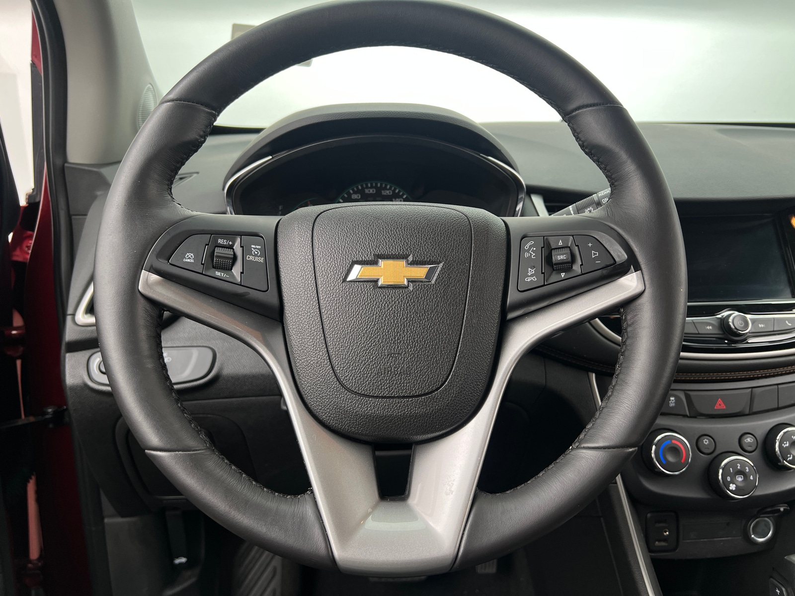 Thumbnail: 2018 Chevrolet Trax - 5