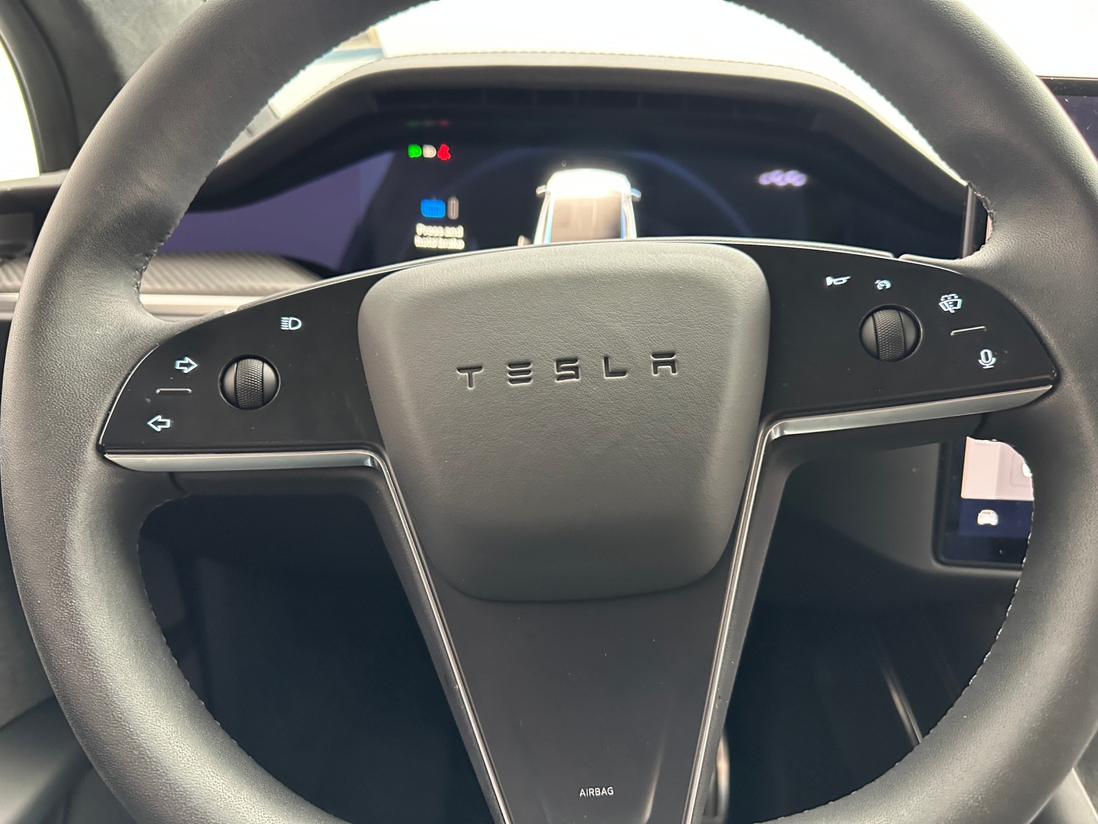 Thumbnail: 2023 Tesla Model X - 4