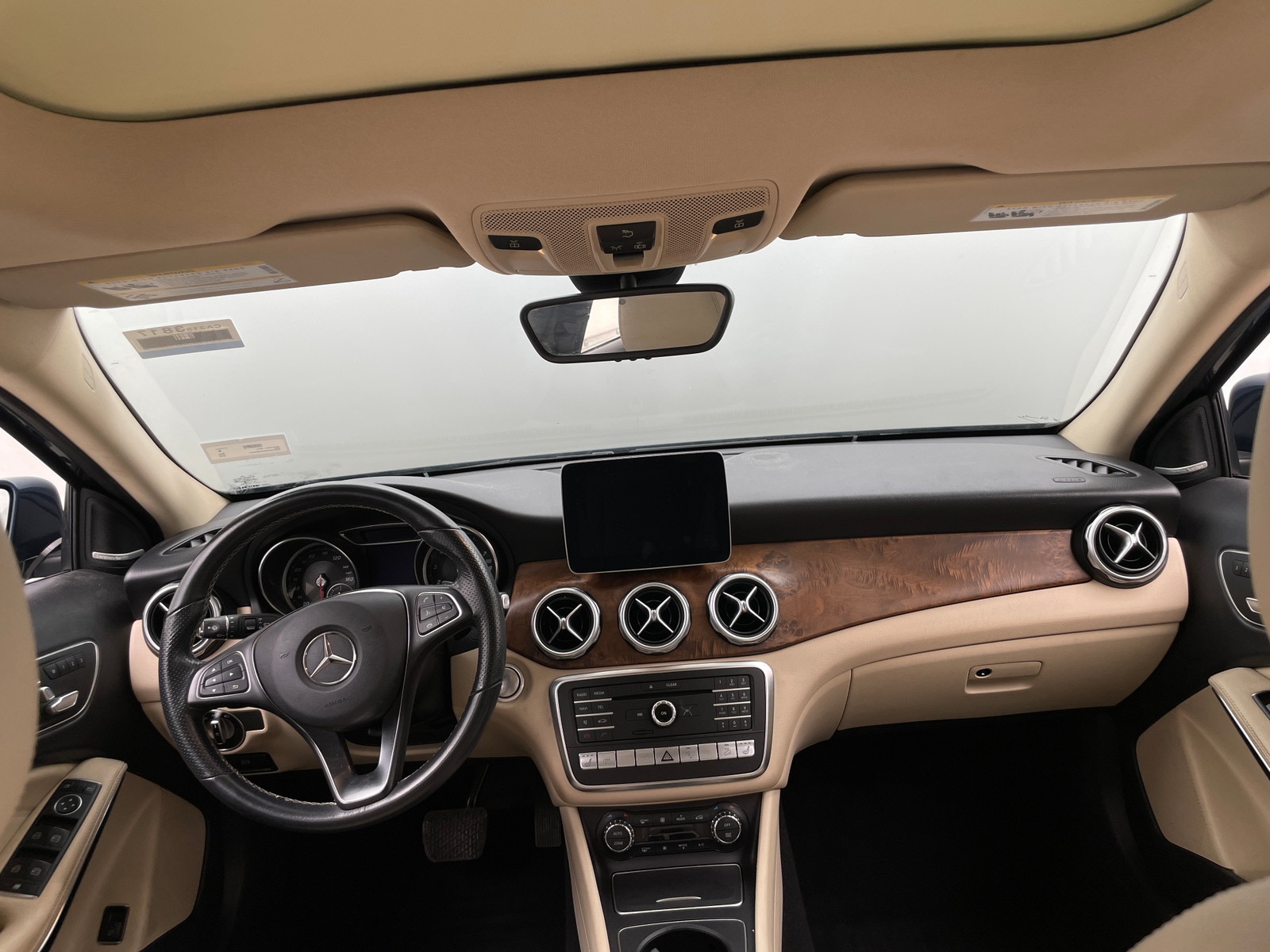 Thumbnail: 2019 Mercedes-Benz GLA - 2