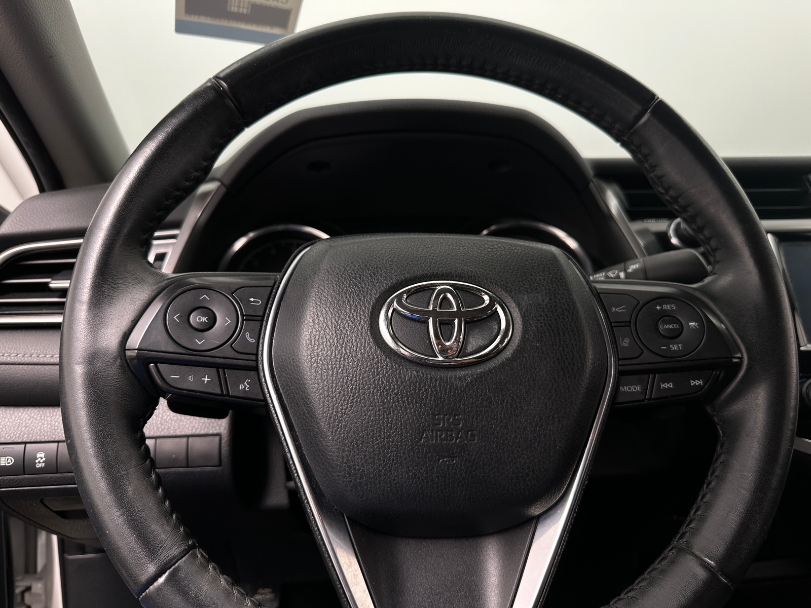 Thumbnail: 2020 Toyota Camry - 5