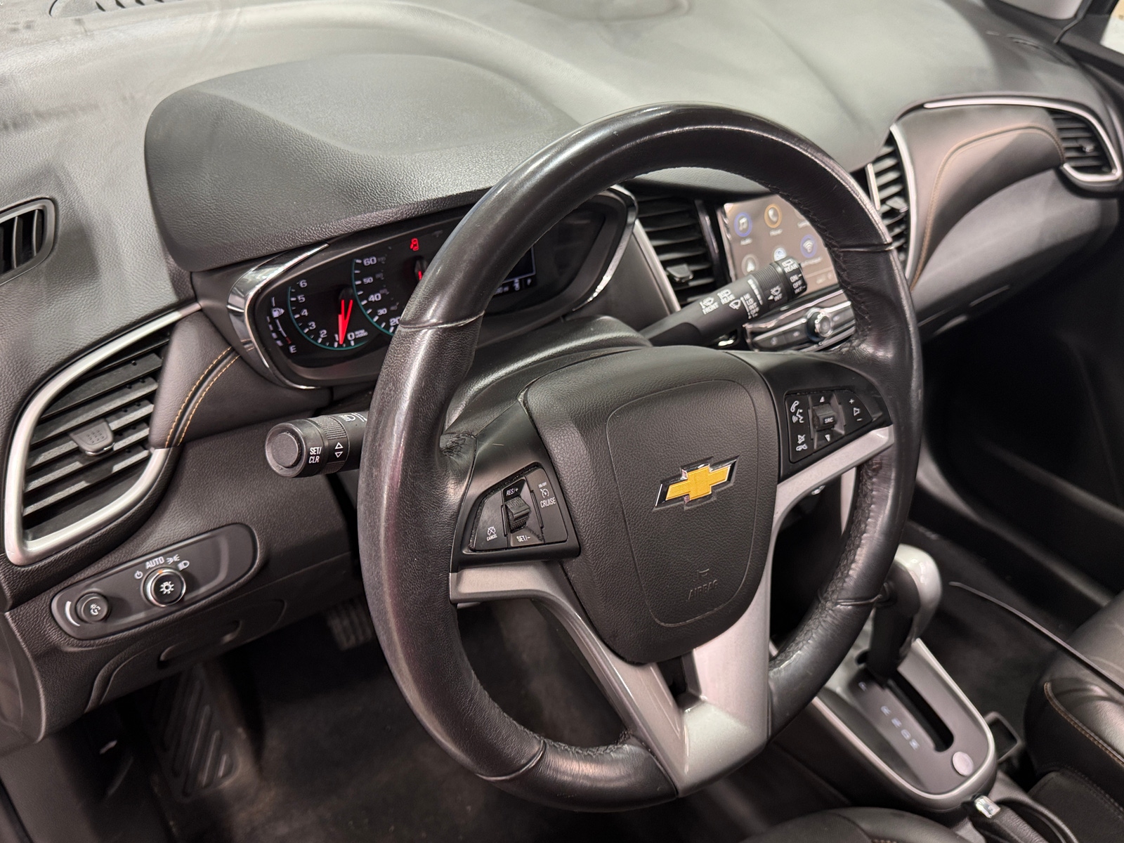 Thumbnail: 2019 Chevrolet Trax - 3