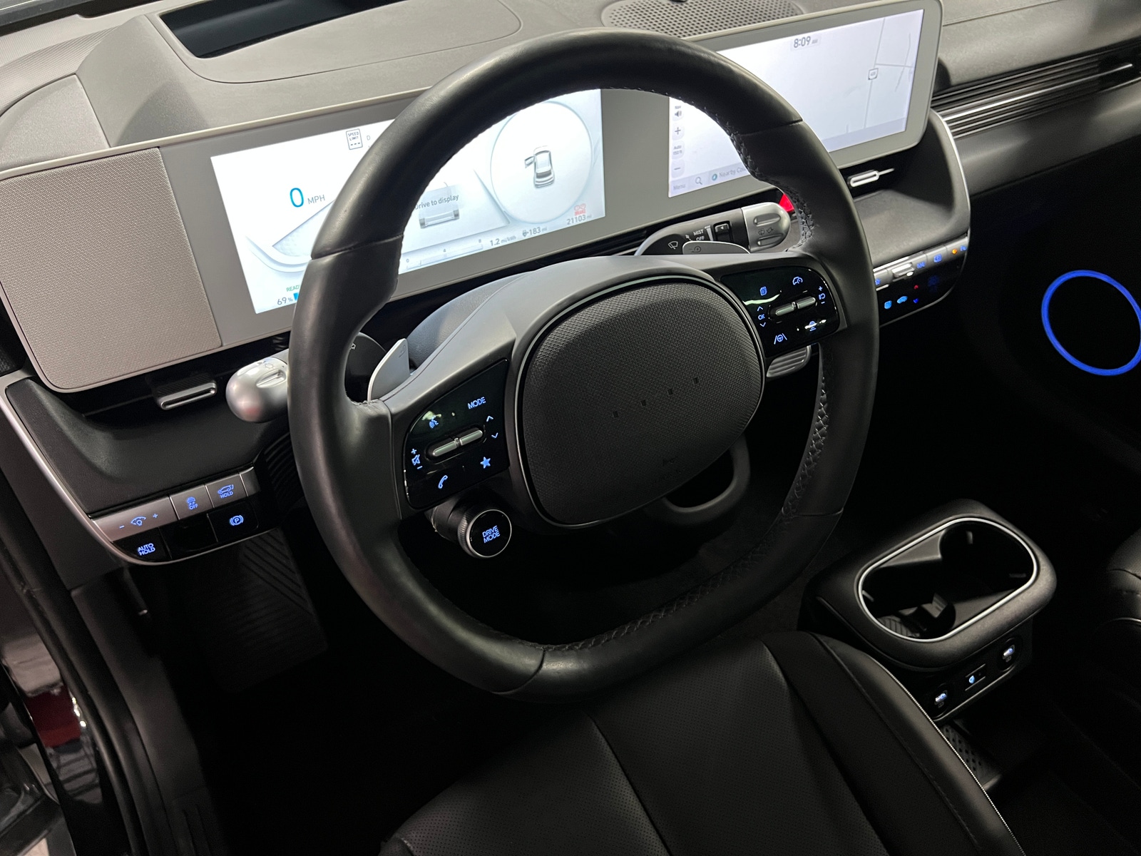 Thumbnail: 2023 Hyundai Ioniq 5 - 4