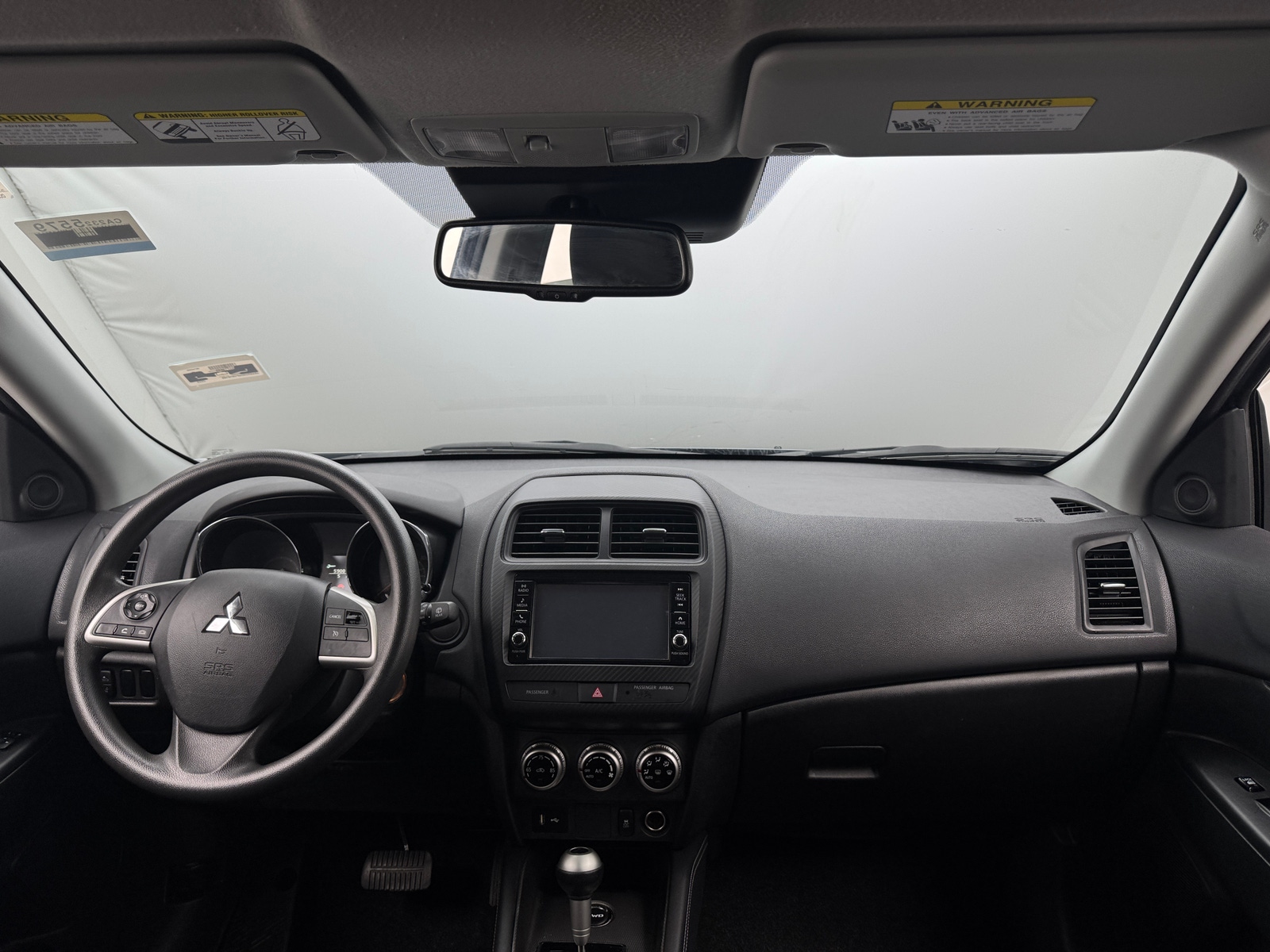 Thumbnail: 2023 Mitsubishi Outlander Sport - 3