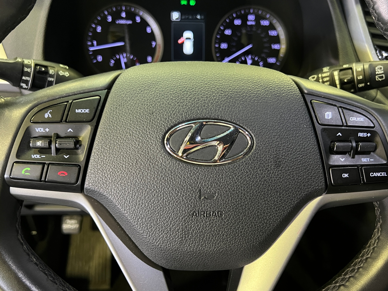 Thumbnail: 2016 Hyundai Tucson - 4