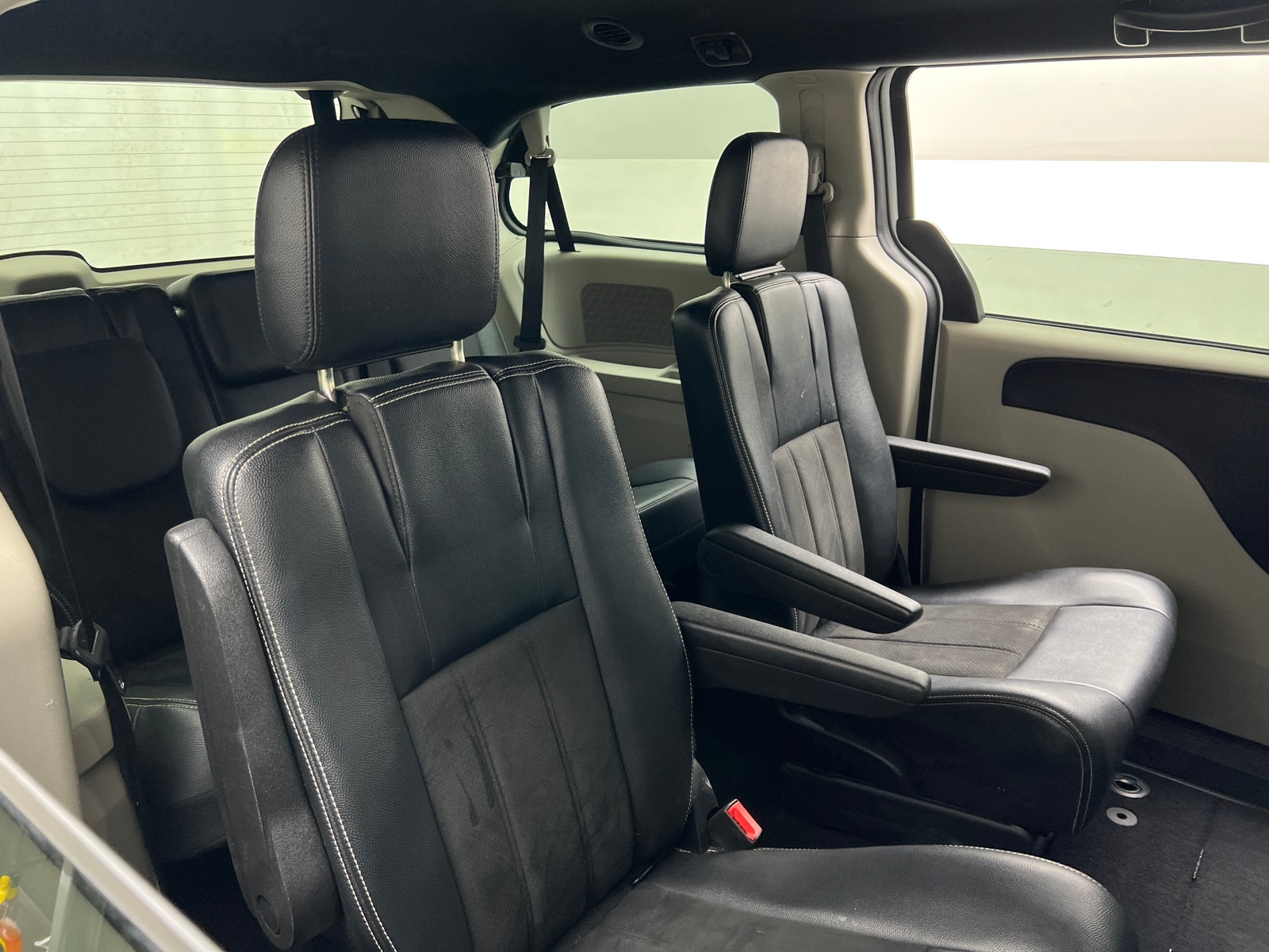 Thumbnail: 2019 Dodge Grand Caravan - 5
