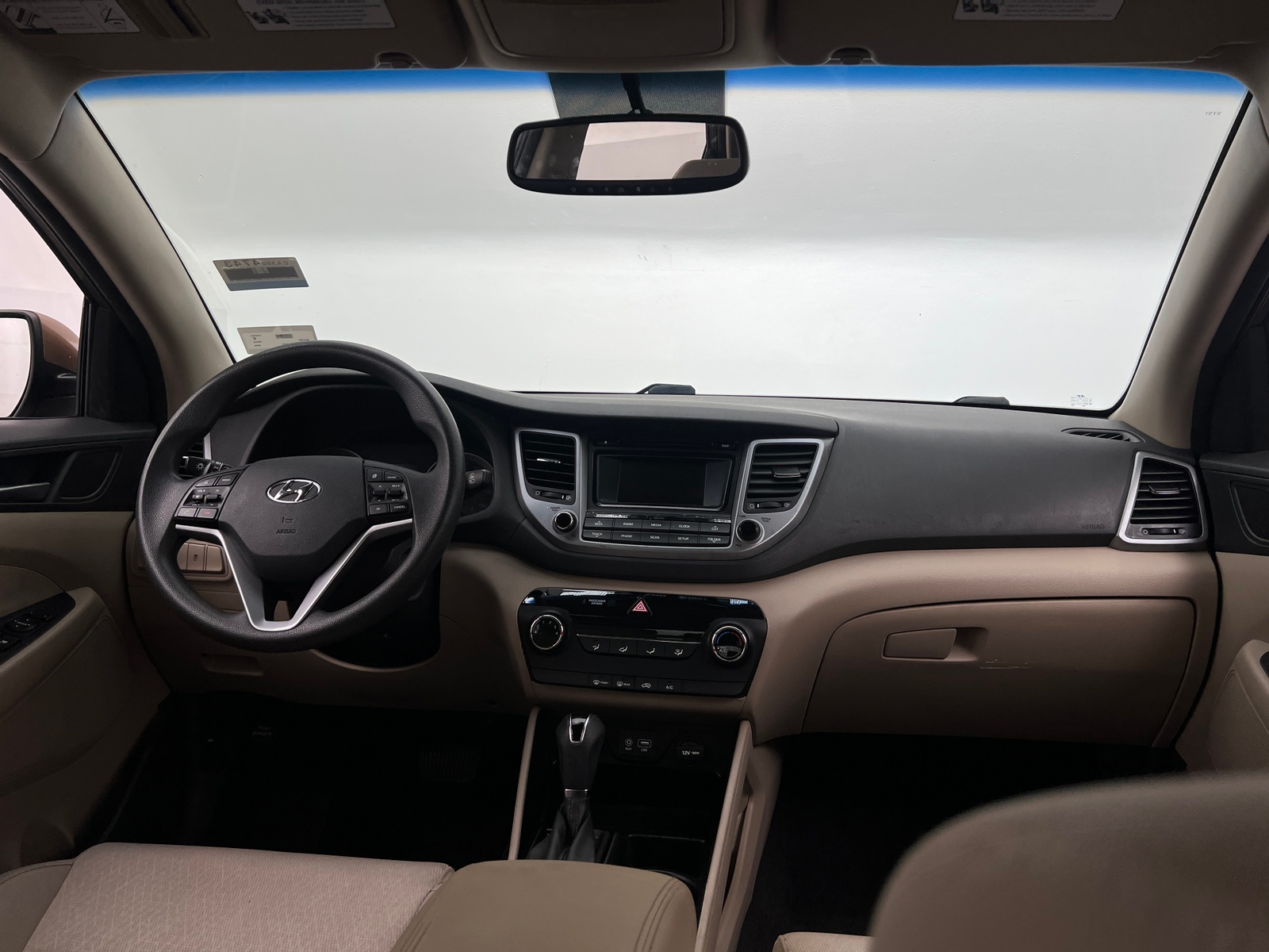 Thumbnail: 2016 Hyundai Tucson - 3
