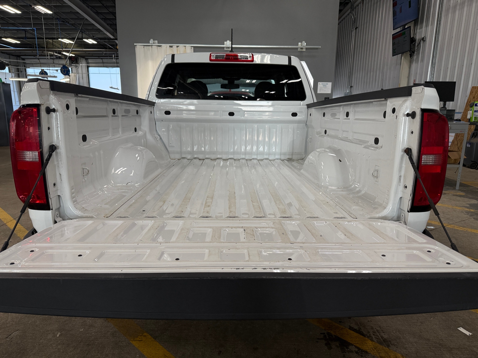 Thumbnail: 2020 Chevrolet Colorado - 7