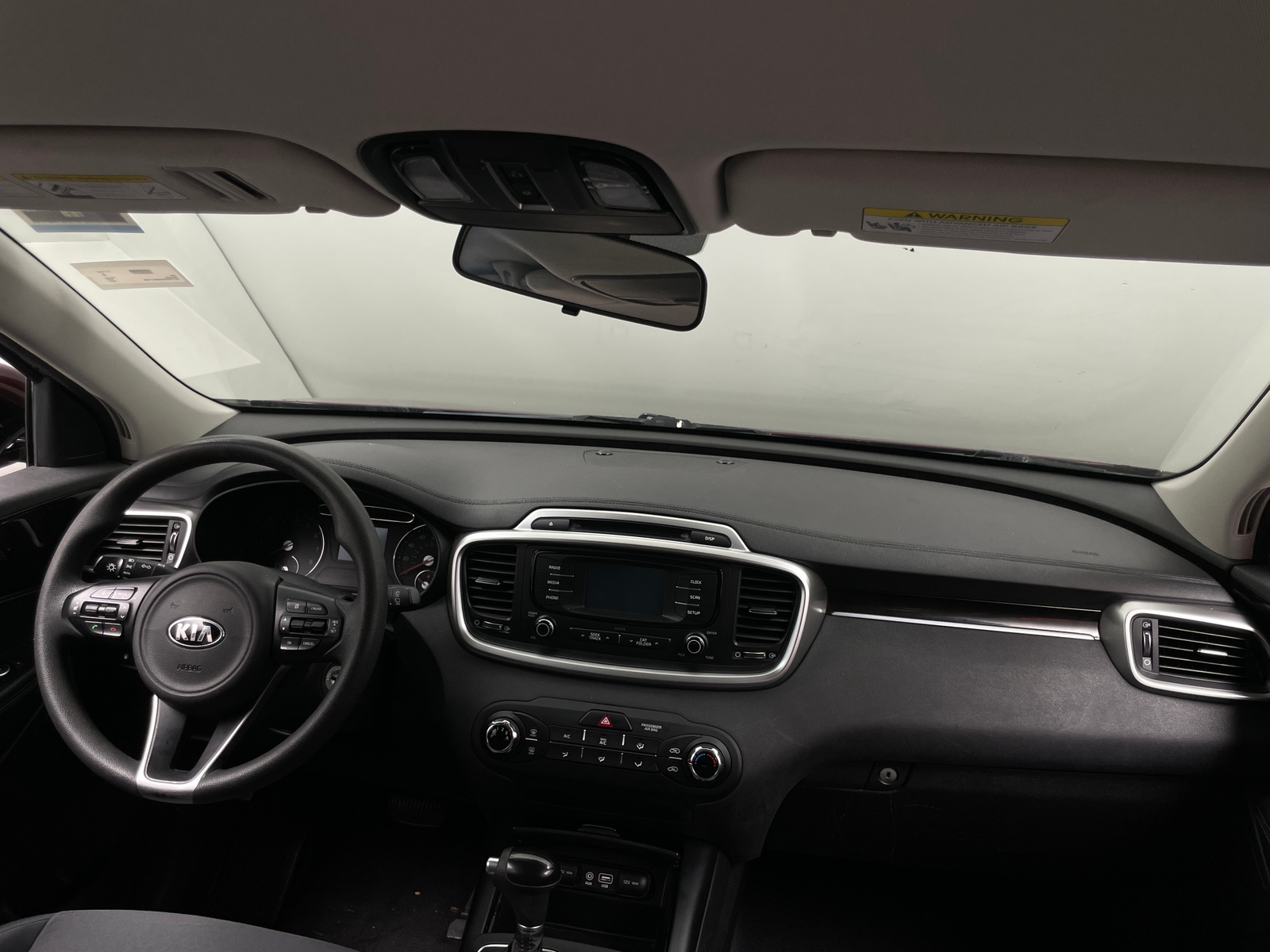 Thumbnail: 2017 Kia Sorento - 3