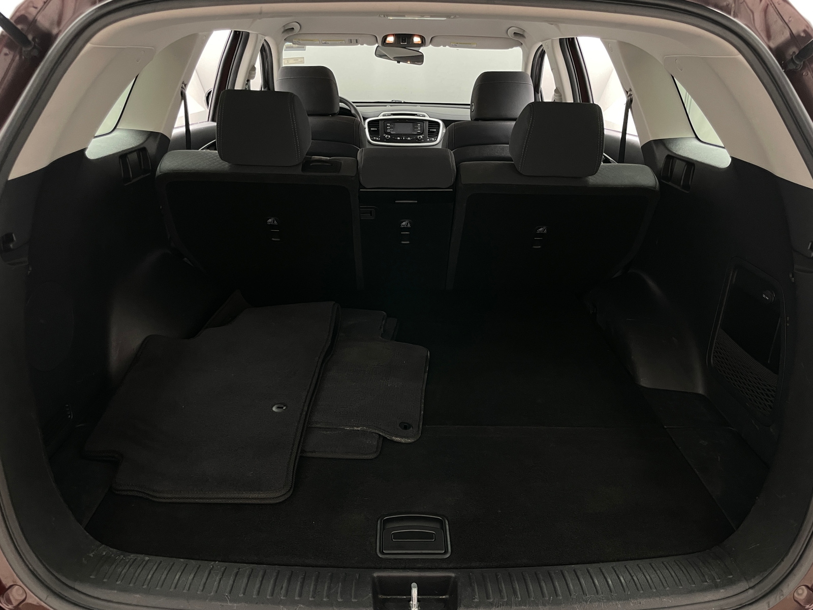 Thumbnail: 2017 Kia Sorento - 7