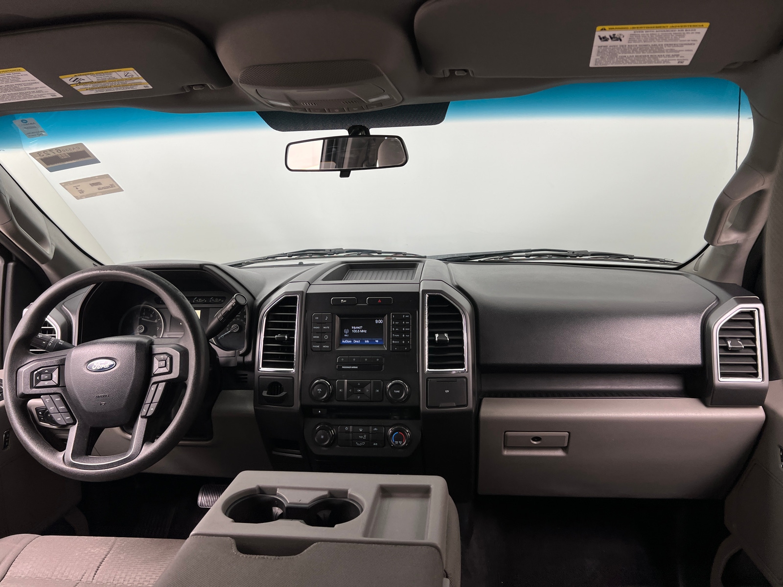 Thumbnail: 2016 Ford Econoline - 3